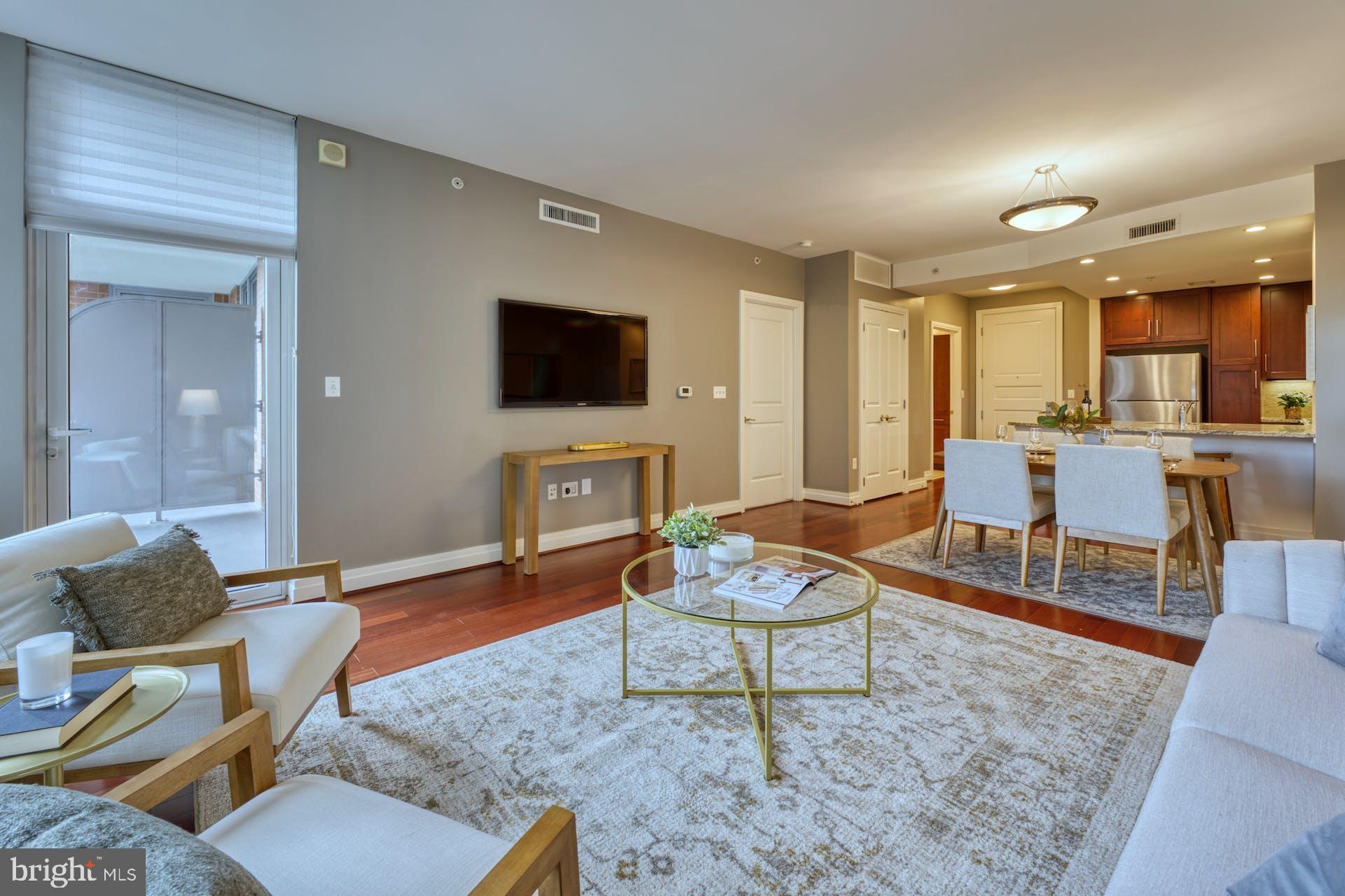 ONE PARK CREST CONDOMINIUM - Residential