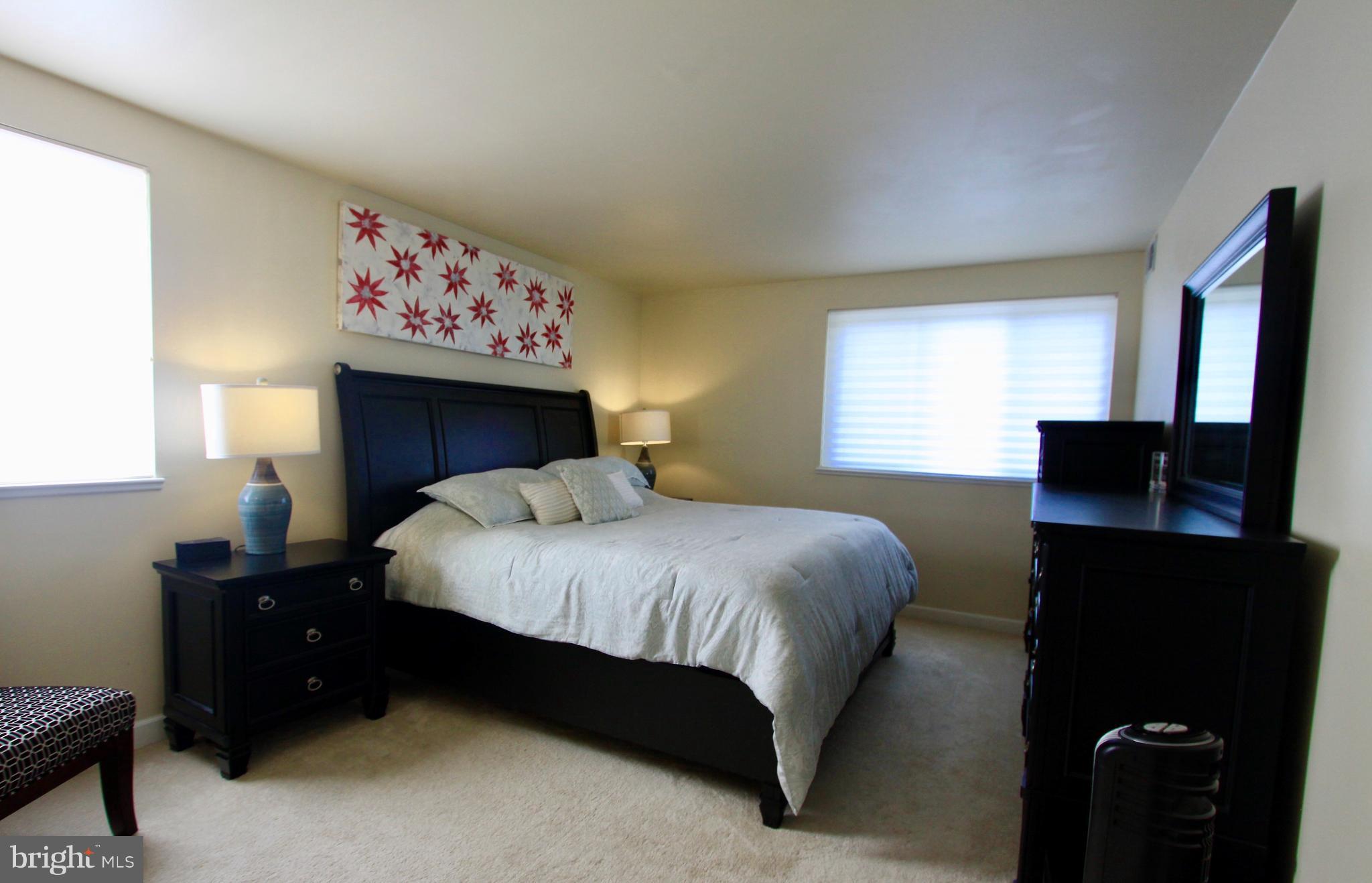 ALEXANDRIA OVERLOOK - Residential