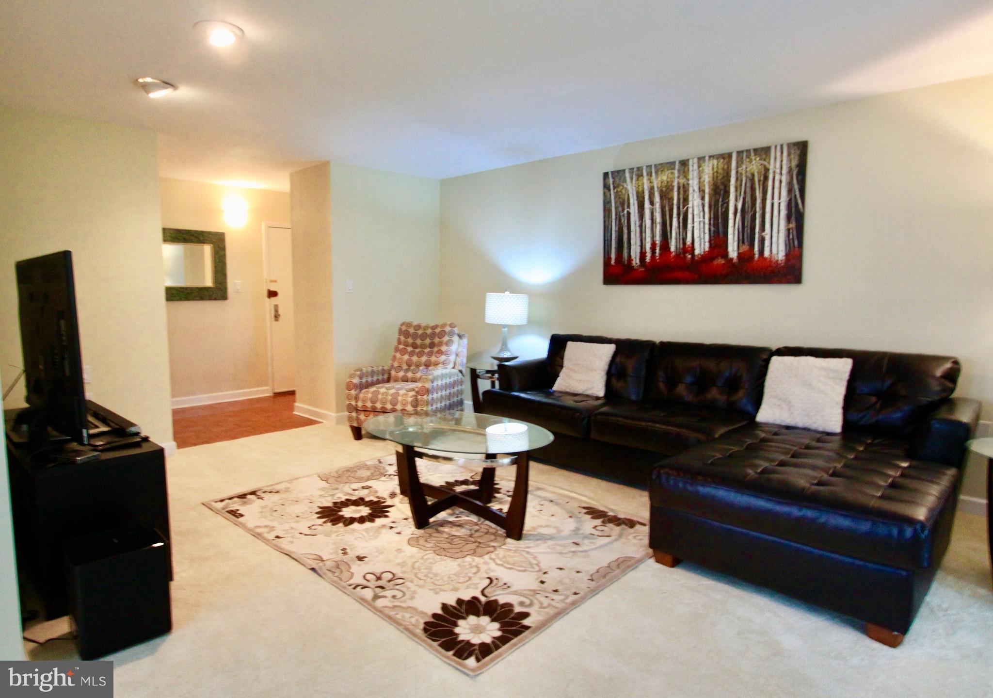 ALEXANDRIA OVERLOOK - Residential