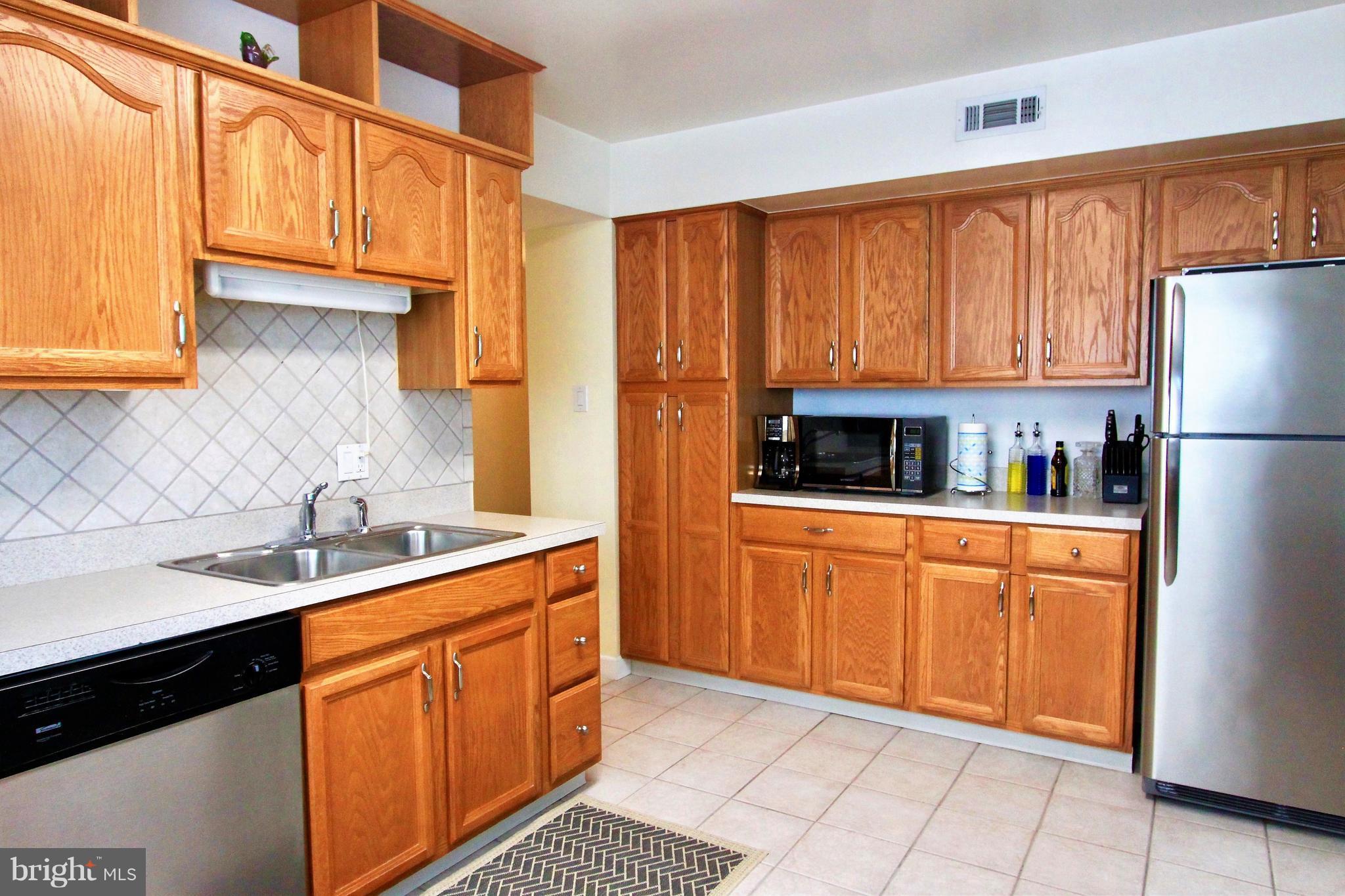 ALEXANDRIA OVERLOOK - Residential