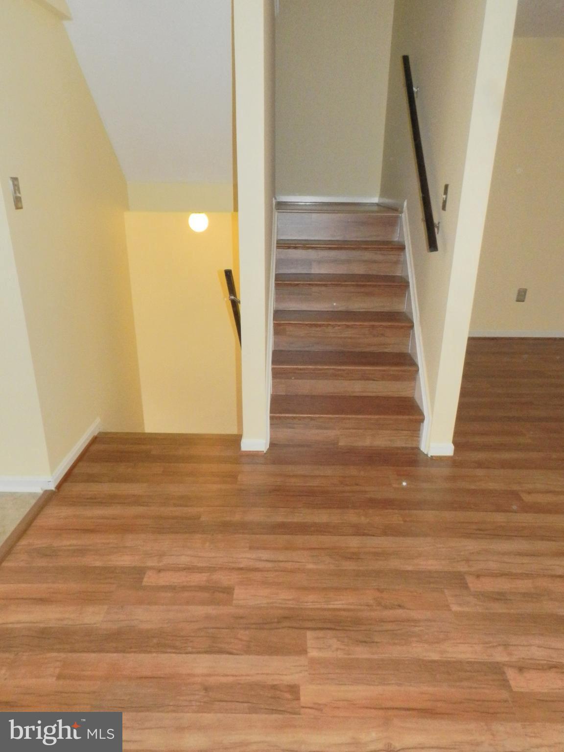 ROBERTS FIELD - Residential Lease