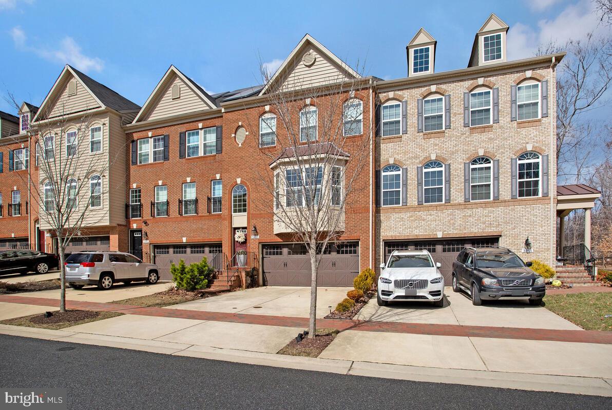 3803 PENTLAND HILLS DRIVE