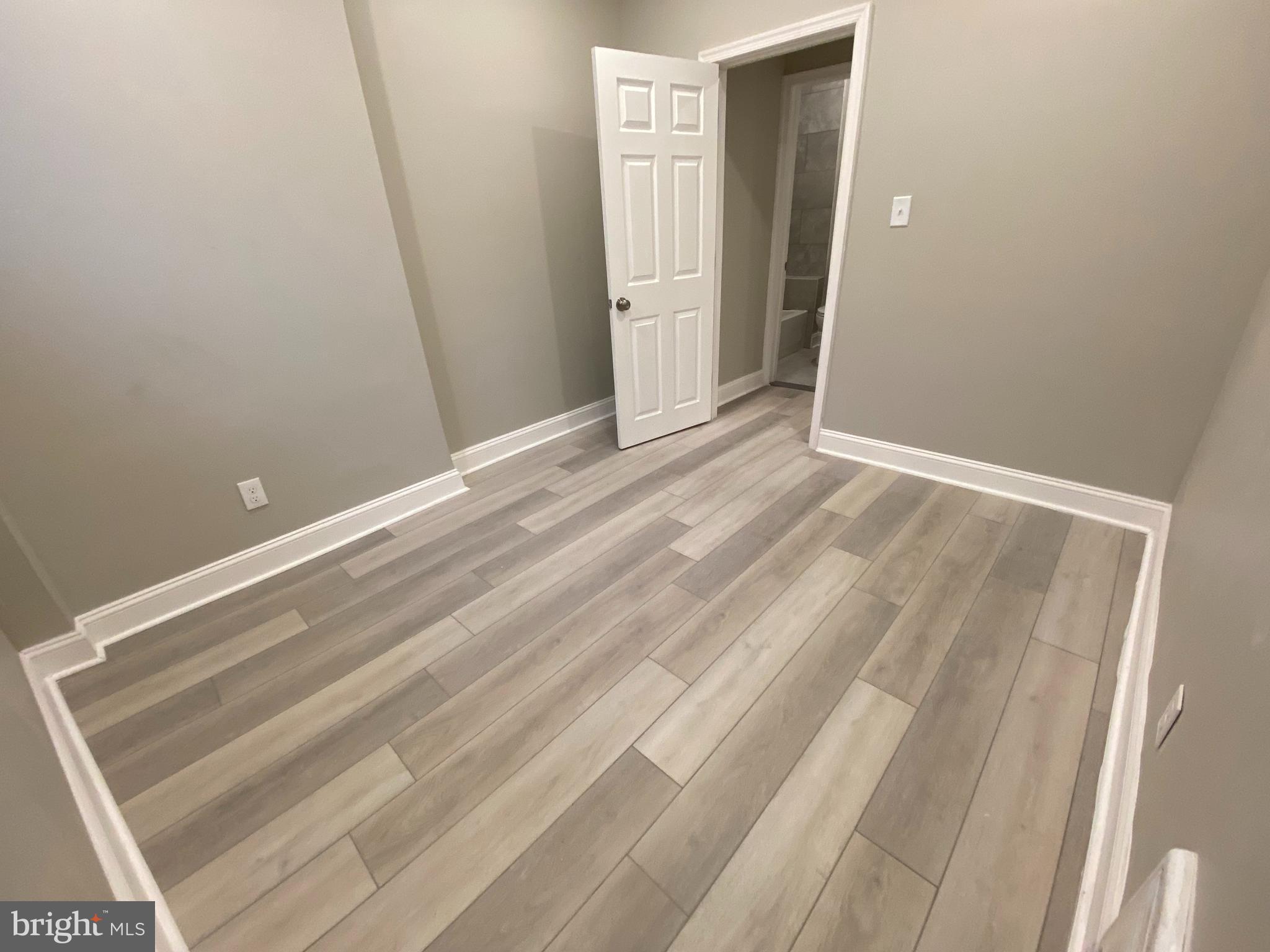 PHILADELPHIA (NORTH) - Residential Lease