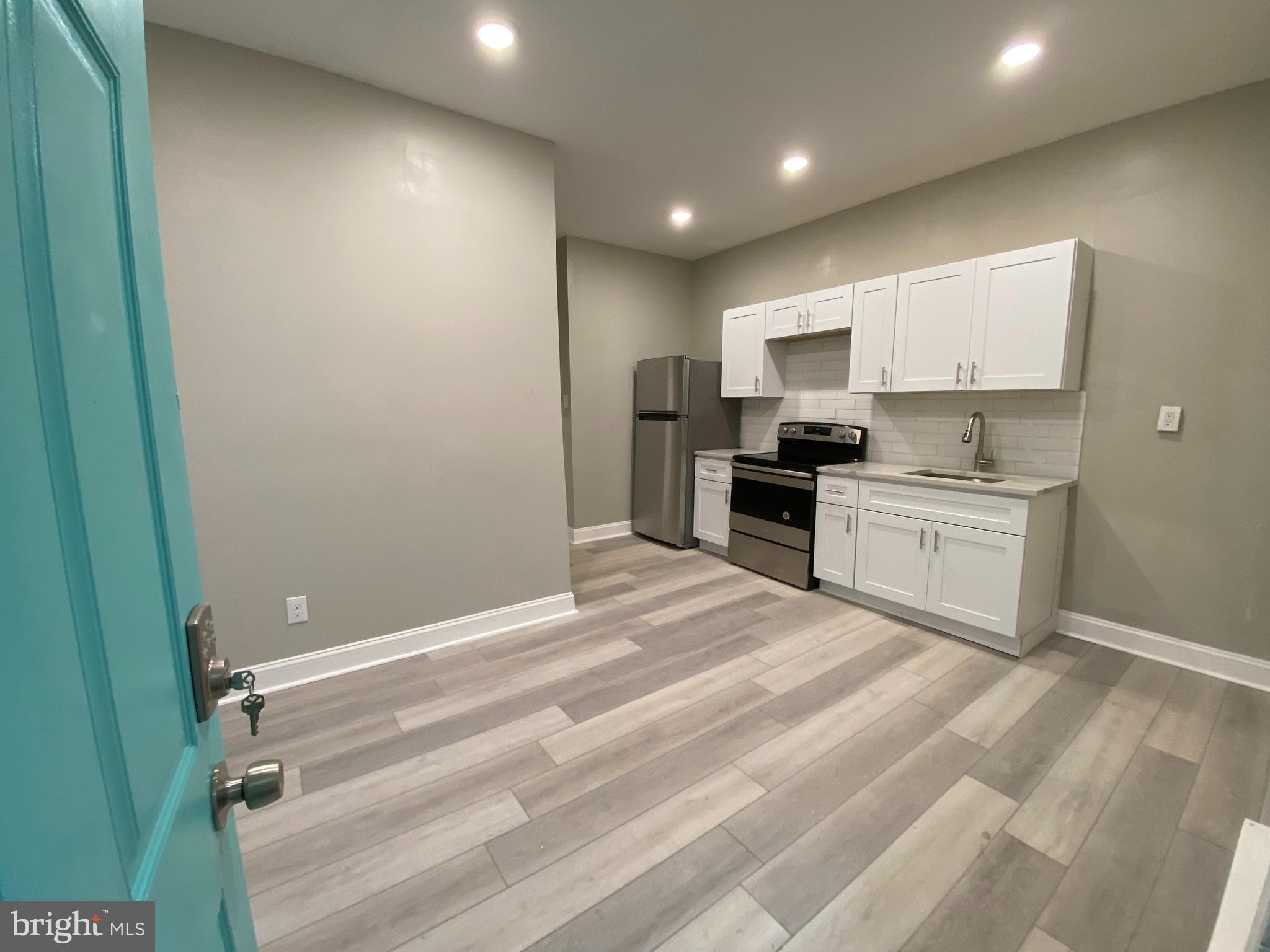 PHILADELPHIA (NORTH) - Residential Lease