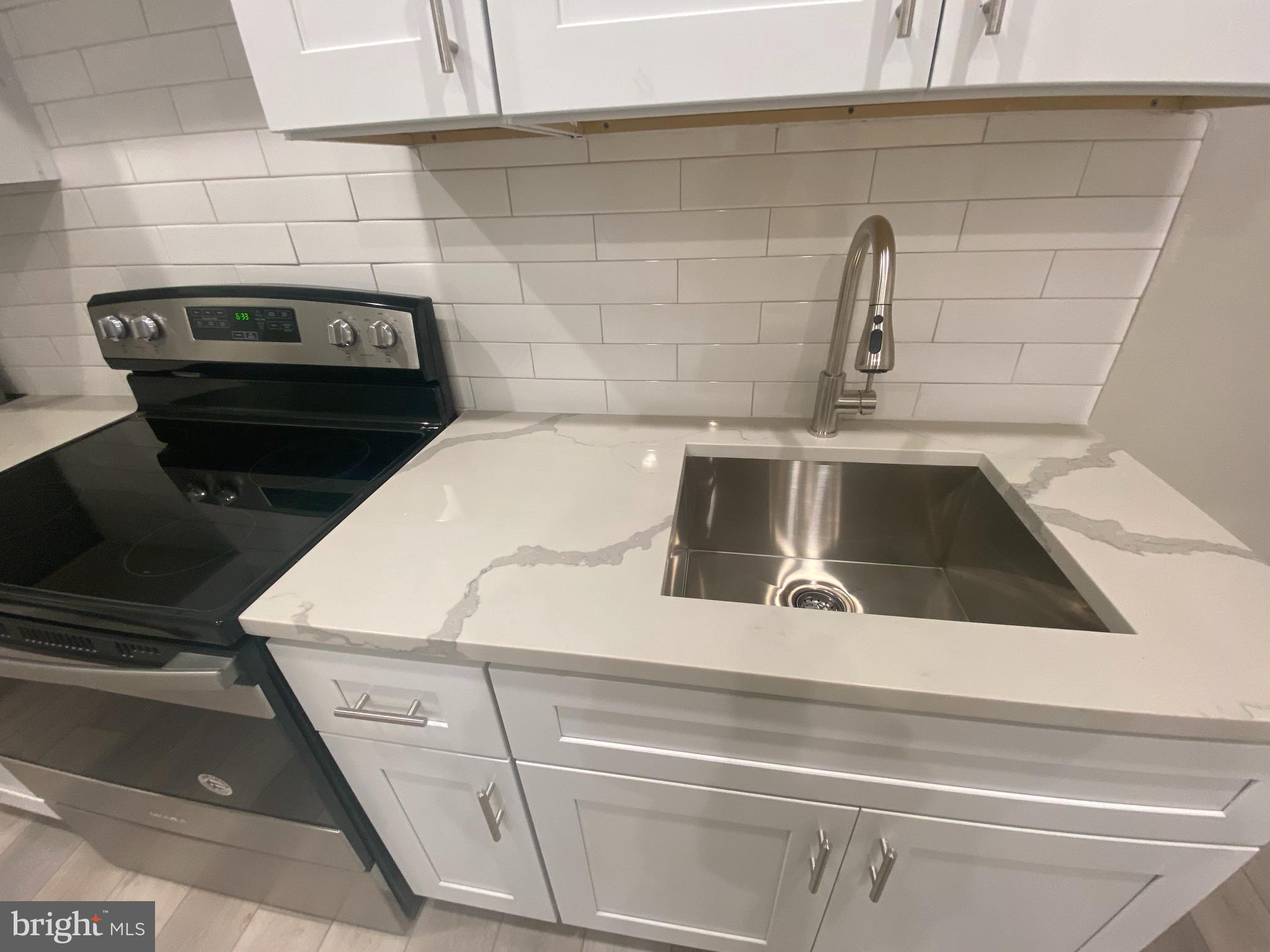 PHILADELPHIA (NORTH) - Residential Lease