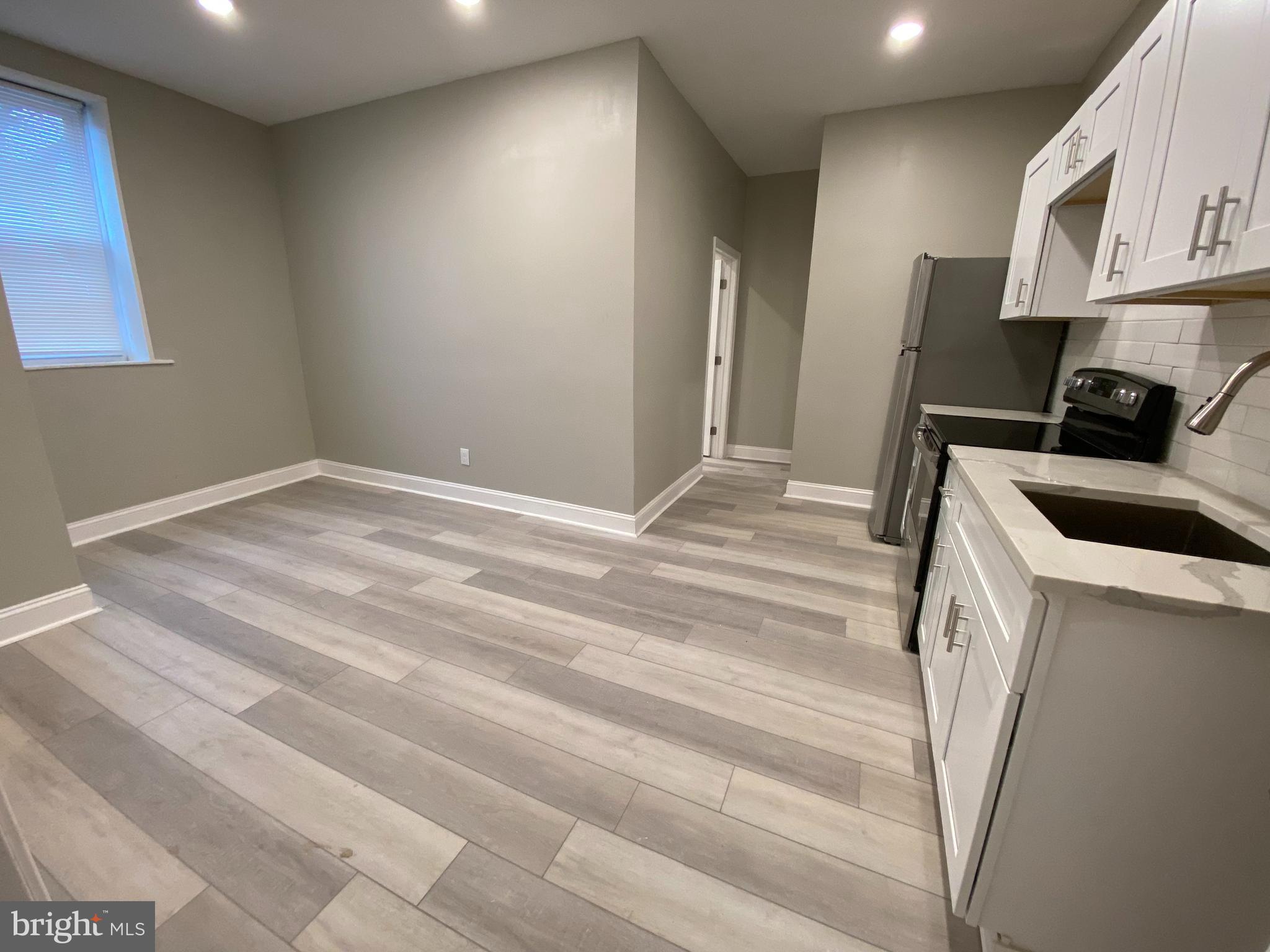 PHILADELPHIA (NORTH) - Residential Lease