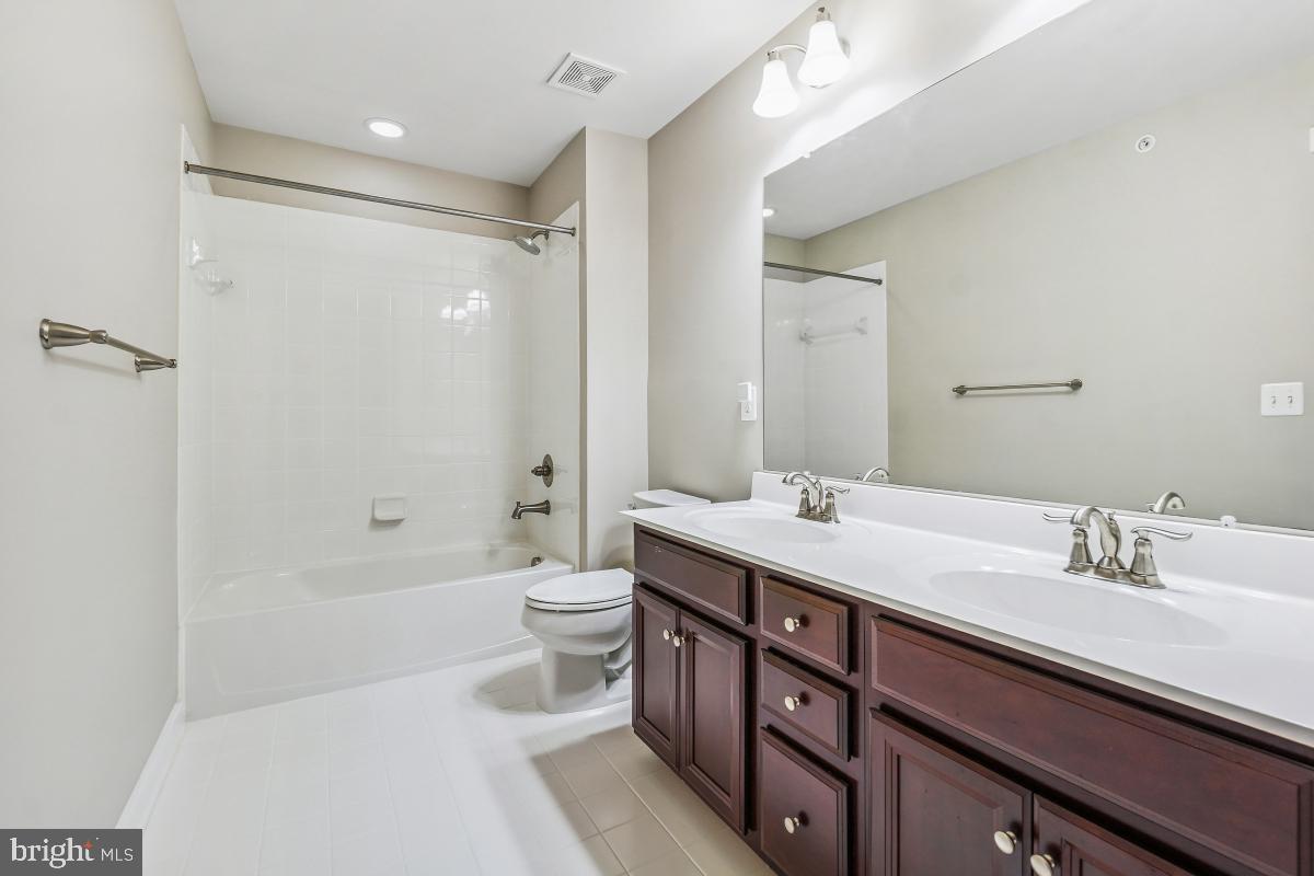 POTOMAC SHORES - Residential