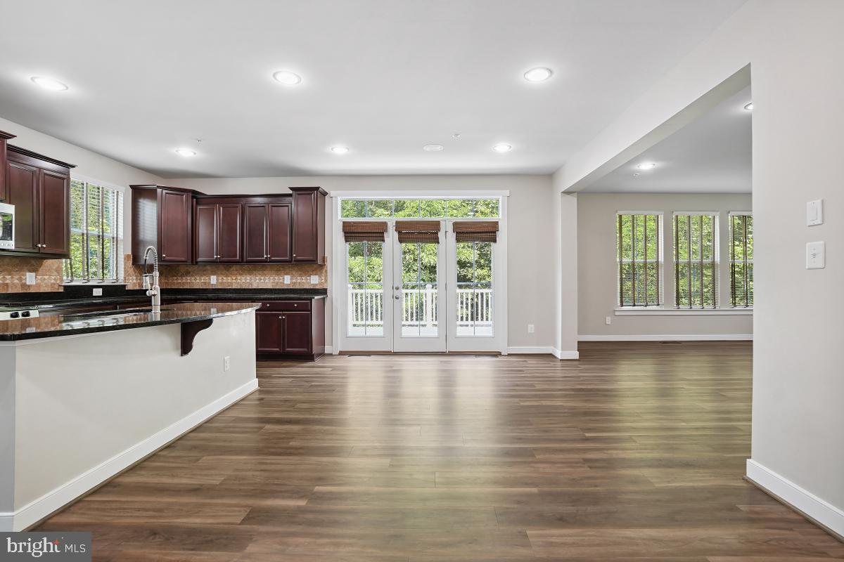 POTOMAC SHORES - Residential