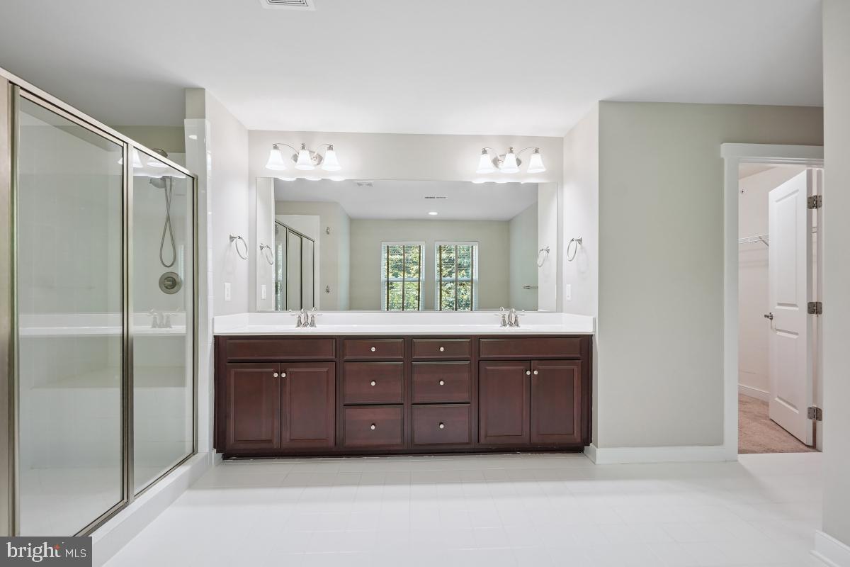 POTOMAC SHORES - Residential