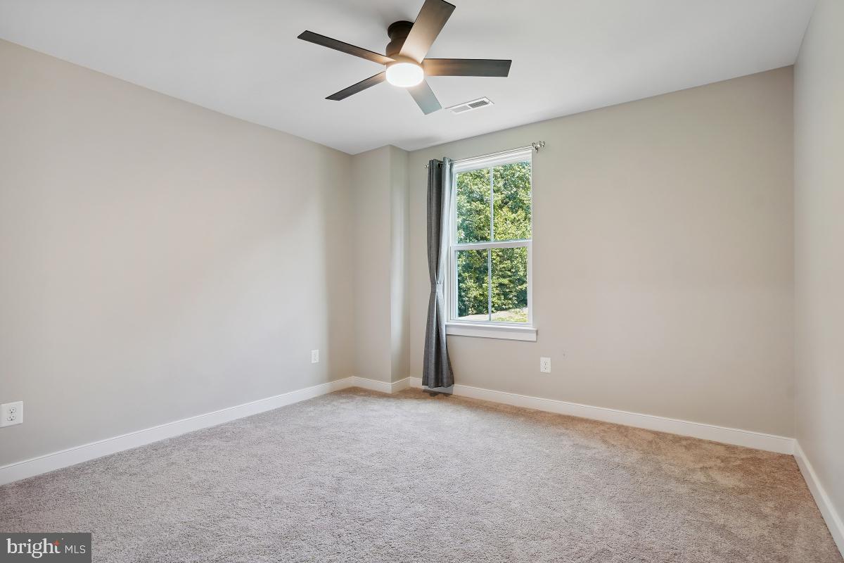 POTOMAC SHORES - Residential