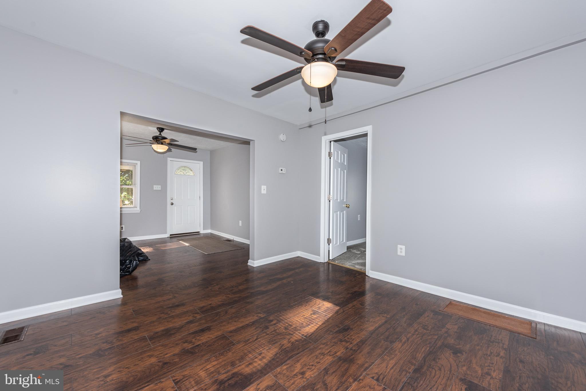 RIDGE GROVE - Residential