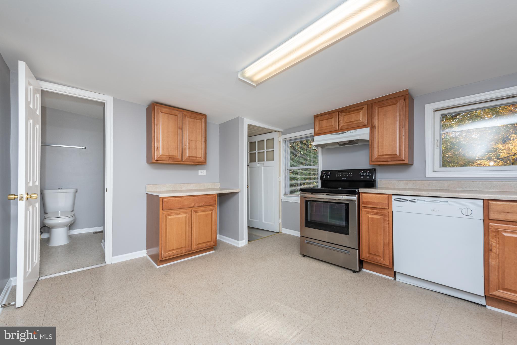 RIDGE GROVE - Residential