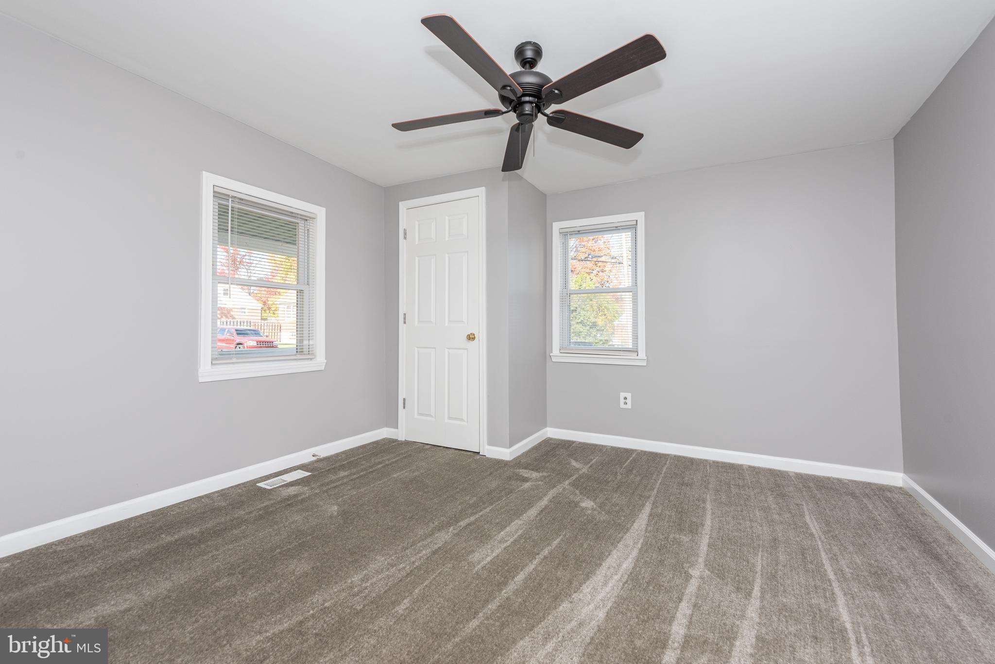 RIDGE GROVE - Residential