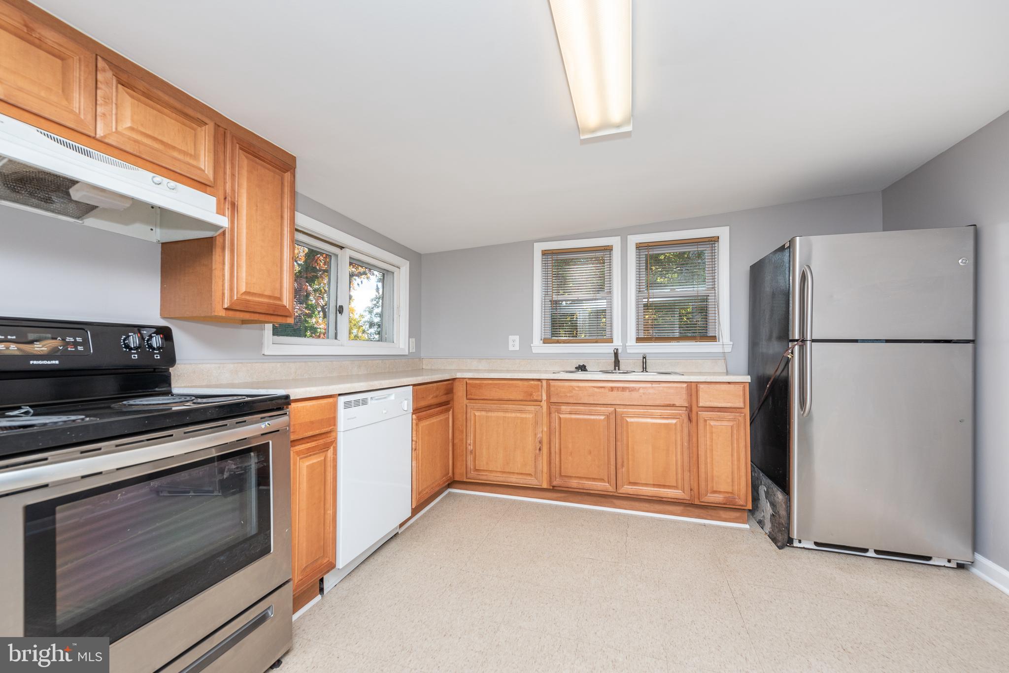 RIDGE GROVE - Residential