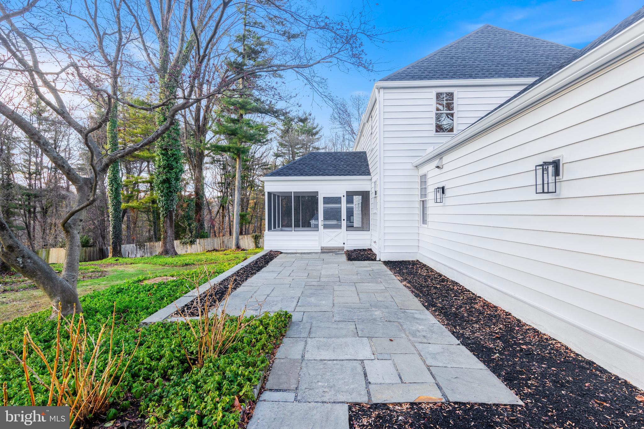 GREEN COUNTRIE - Residential