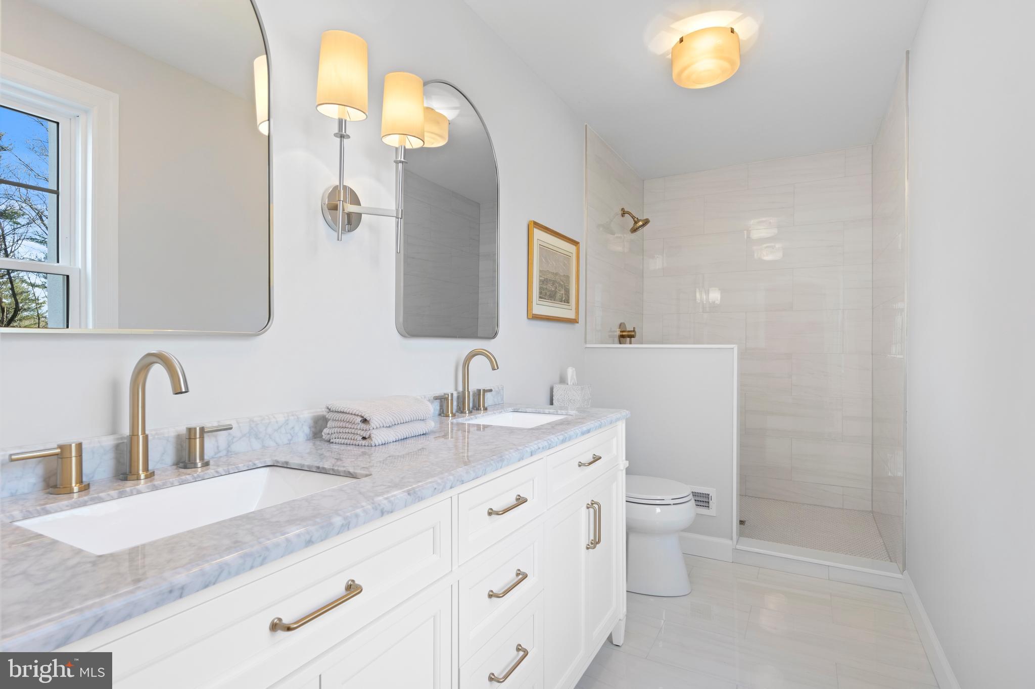 GREEN COUNTRIE - Residential