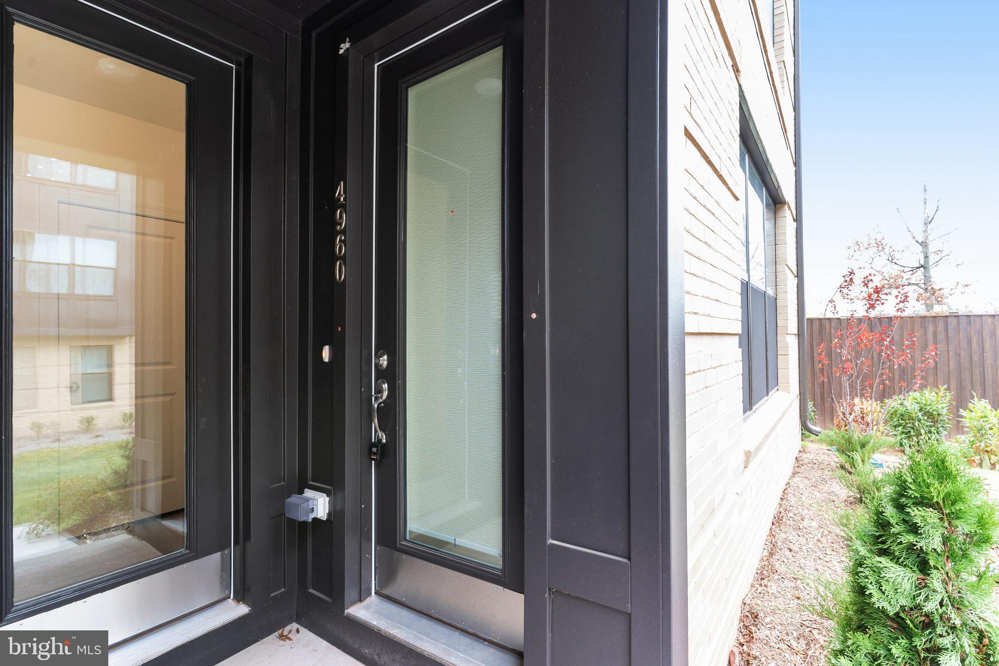 THE BOULEVARDS AT WESTFIELDS - Residential Lease