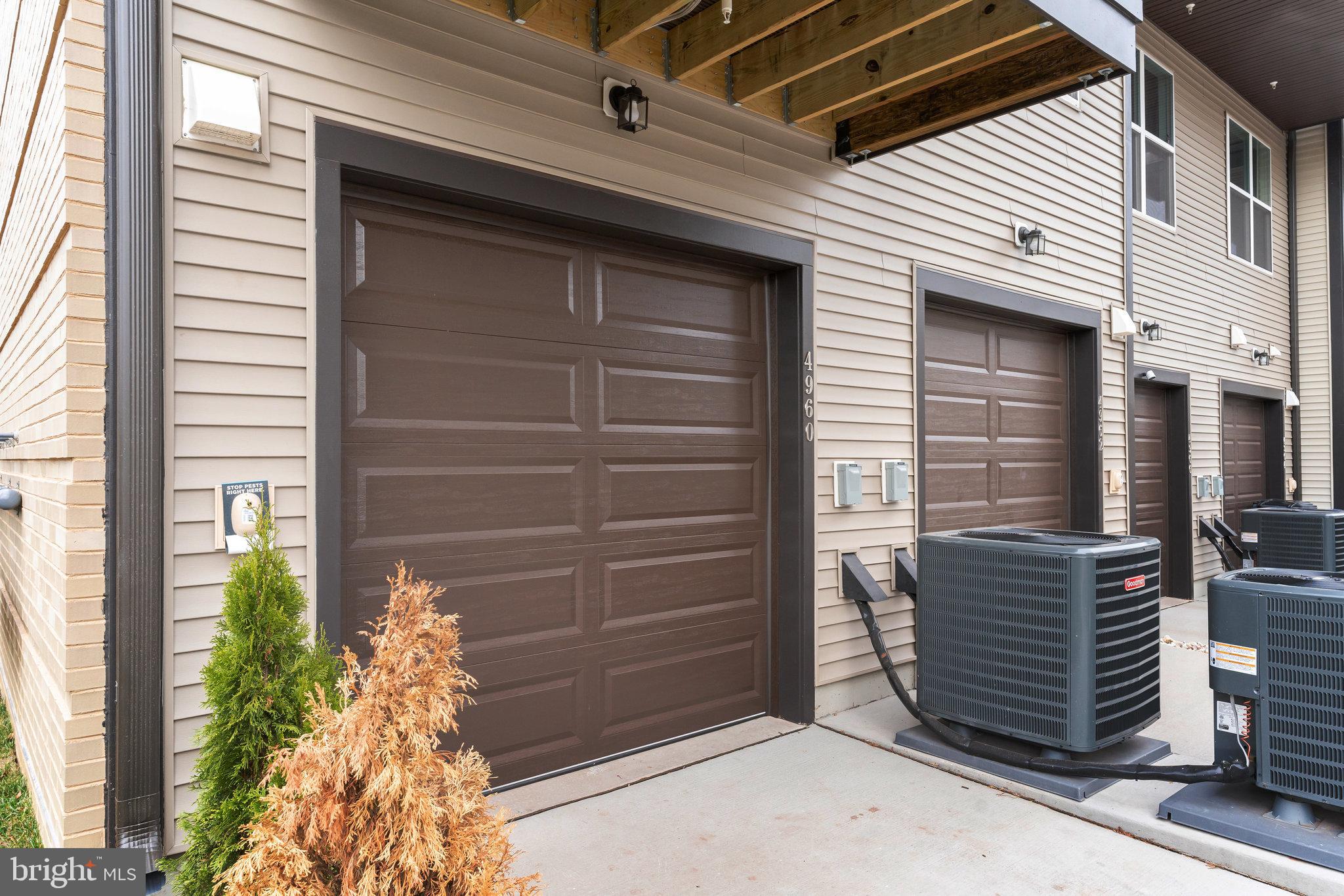 THE BOULEVARDS AT WESTFIELDS - Residential Lease