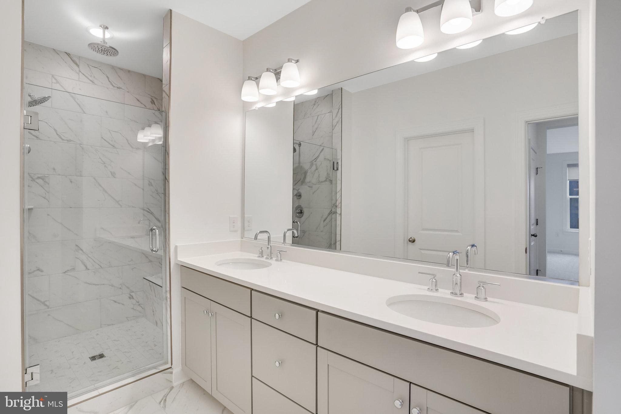 THE BOULEVARDS AT WESTFIELDS - Residential Lease