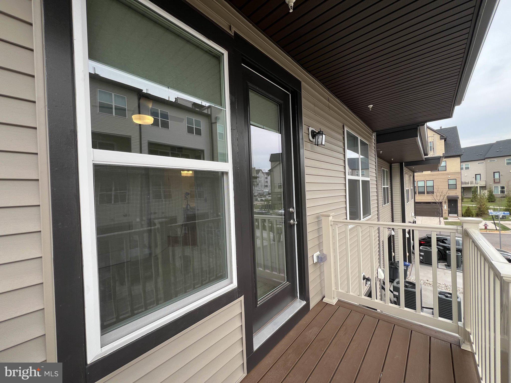 THE BOULEVARDS AT WESTFIELDS - Residential Lease