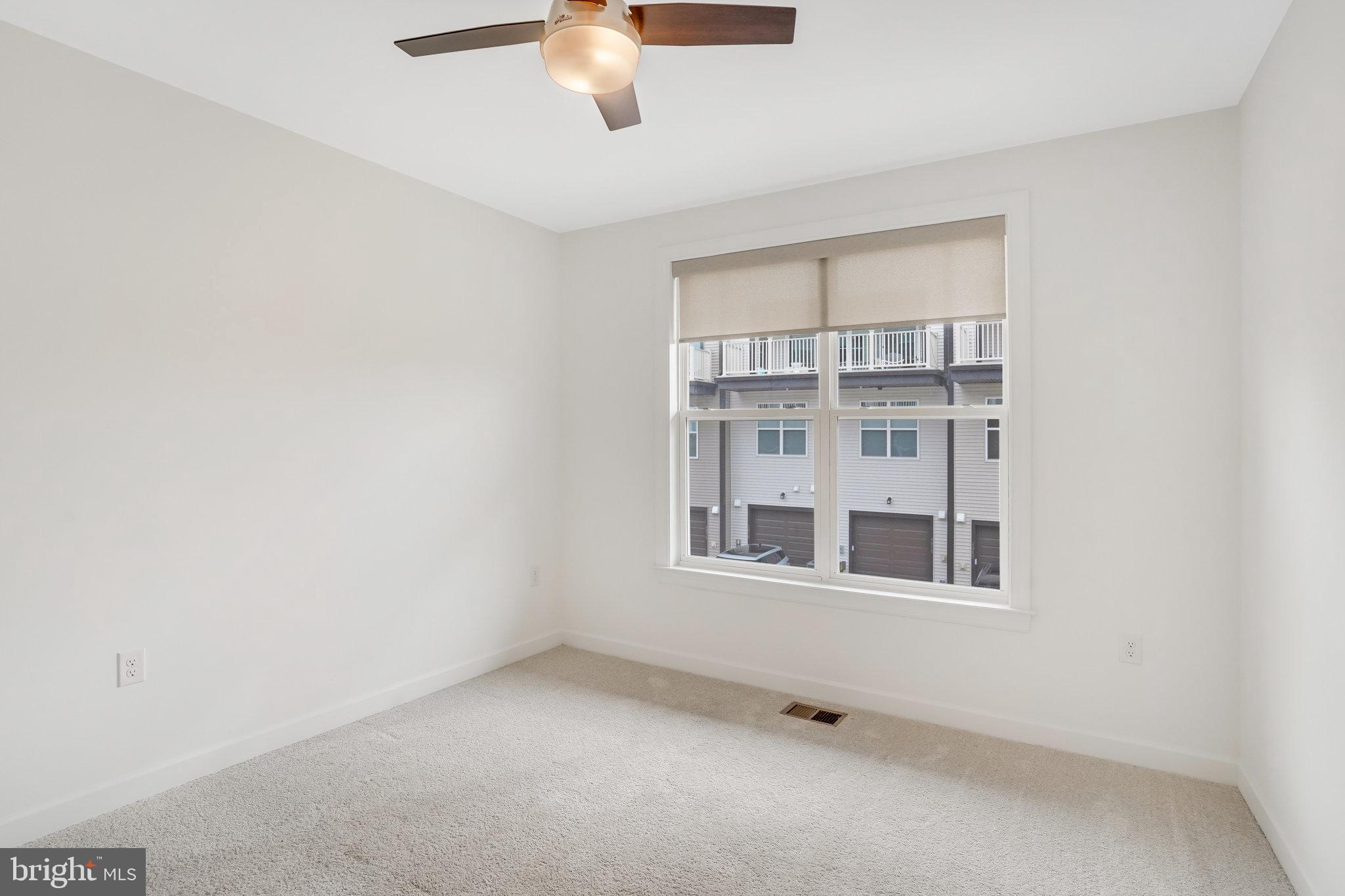 THE BOULEVARDS AT WESTFIELDS - Residential Lease