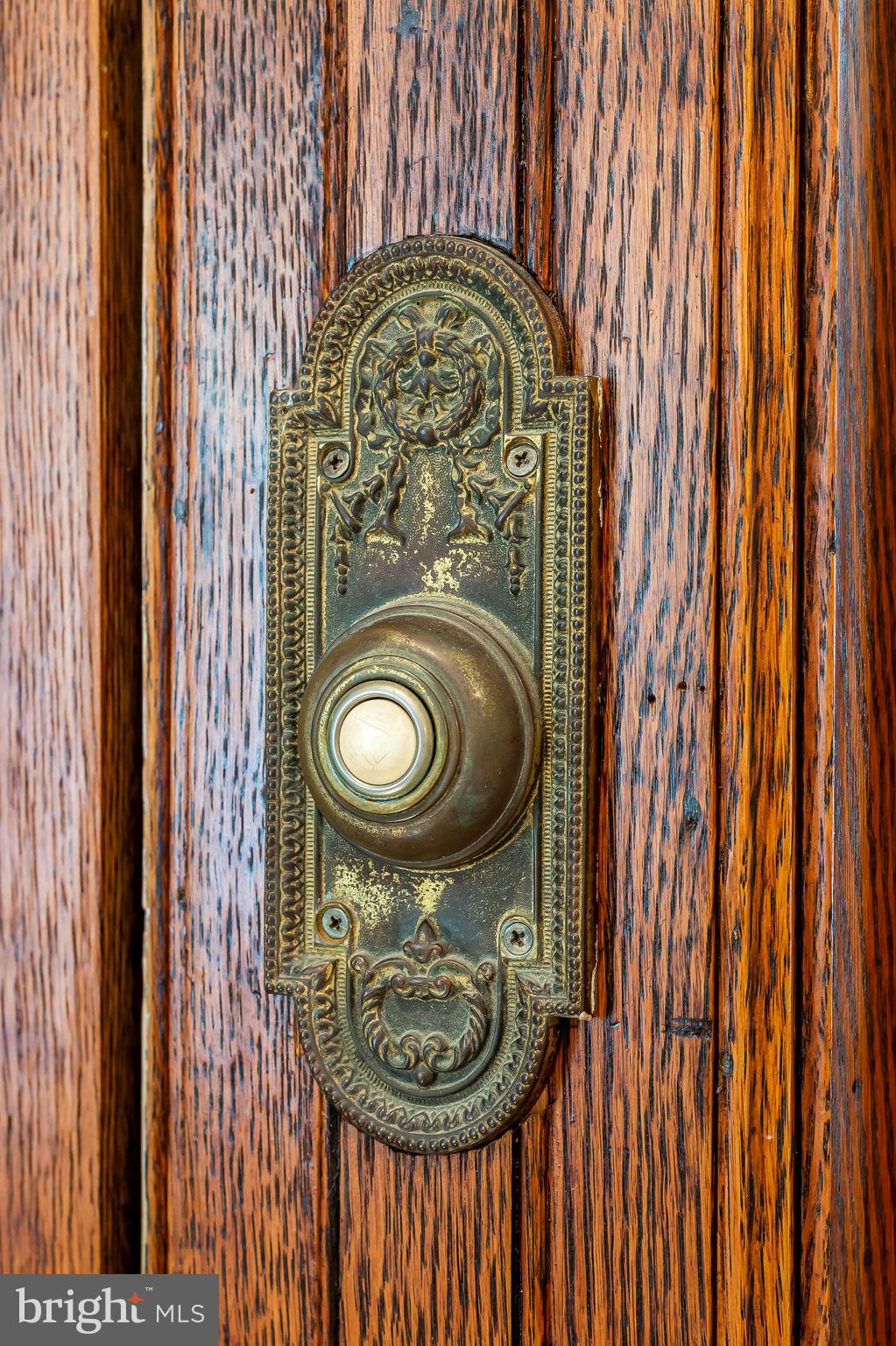 ROLAND PARK - Residential