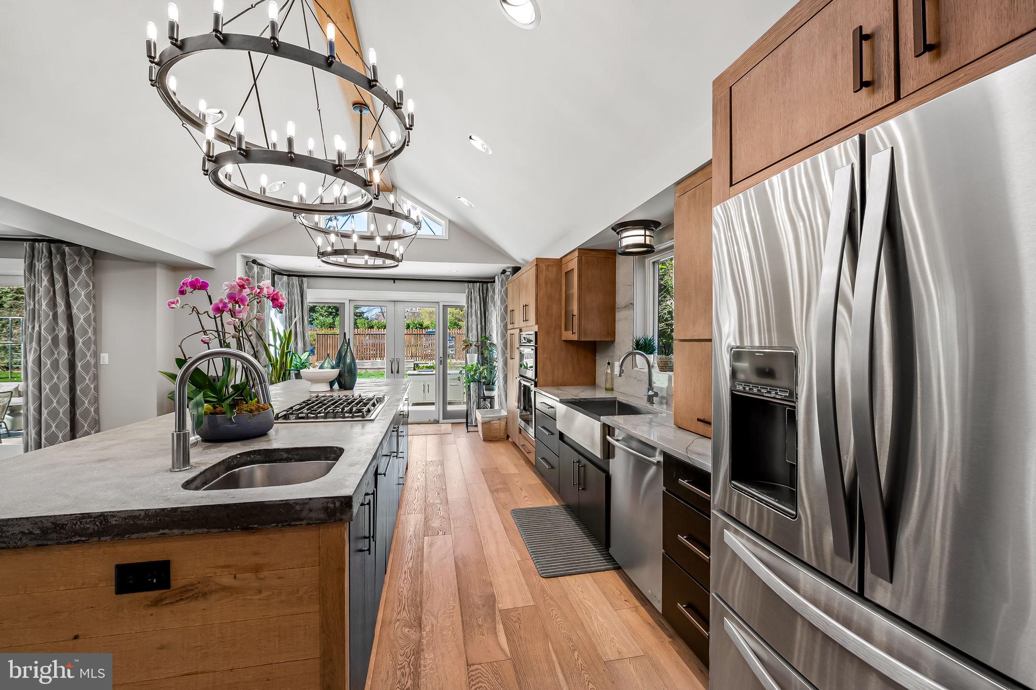 ROLAND PARK - Residential