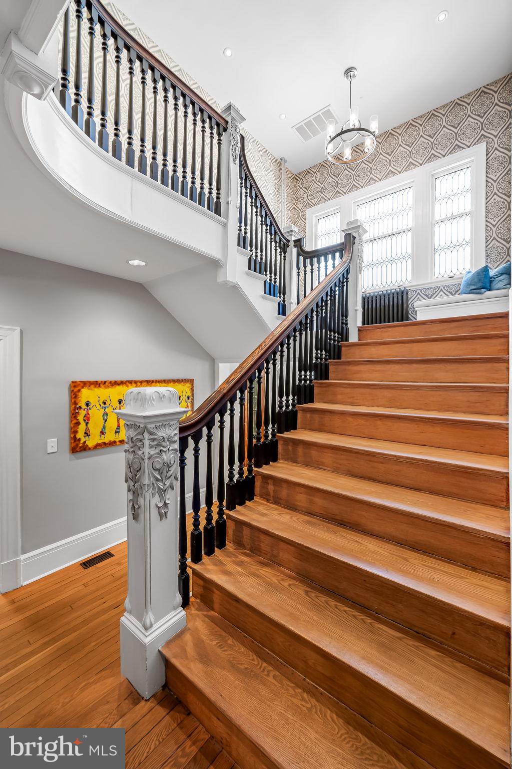 ROLAND PARK - Residential