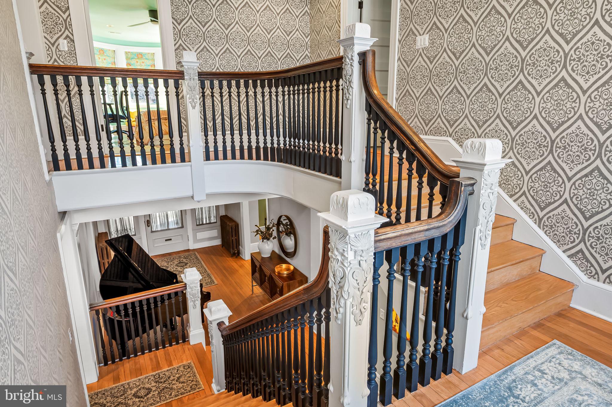 ROLAND PARK - Residential