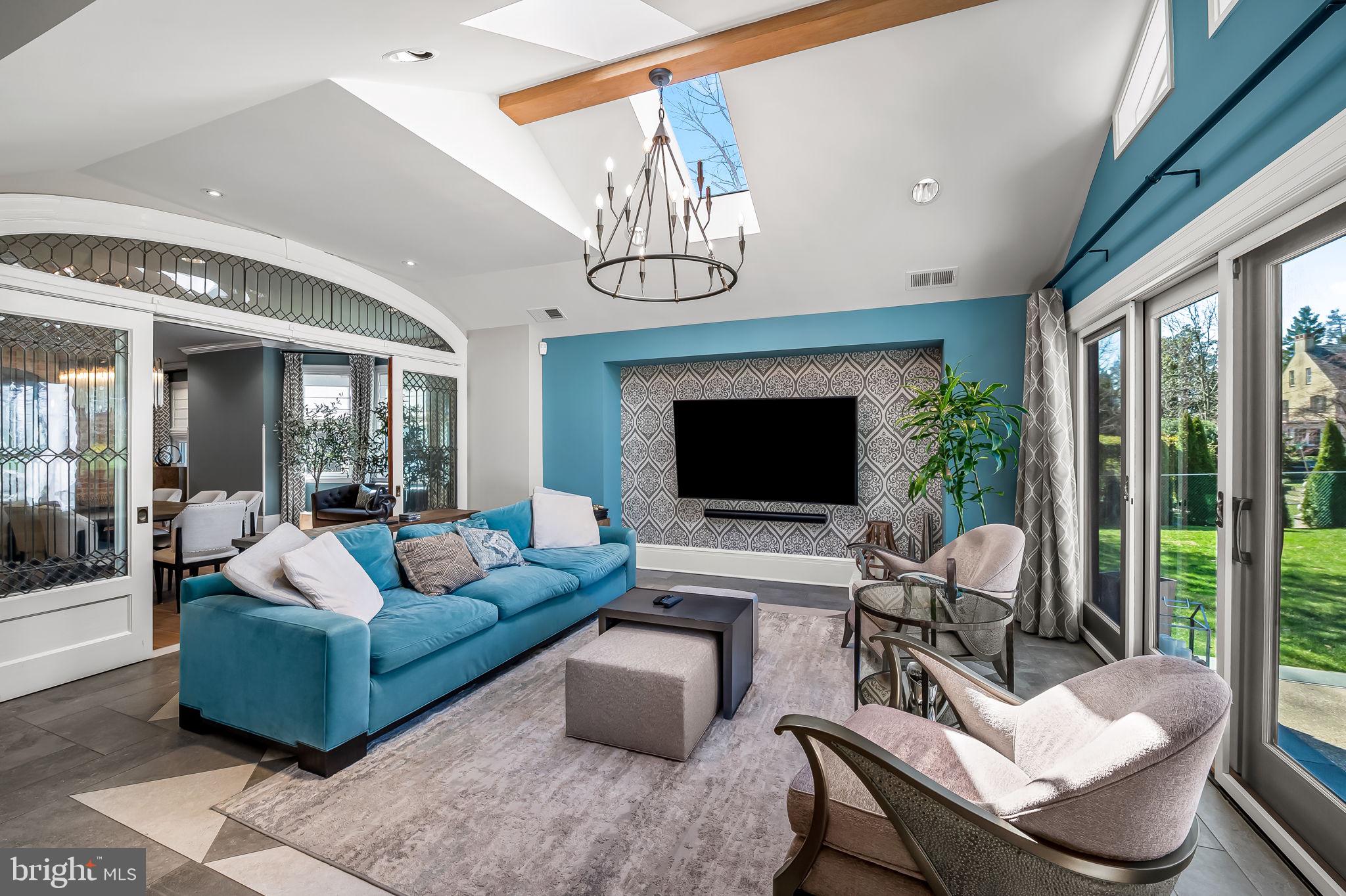 ROLAND PARK - Residential