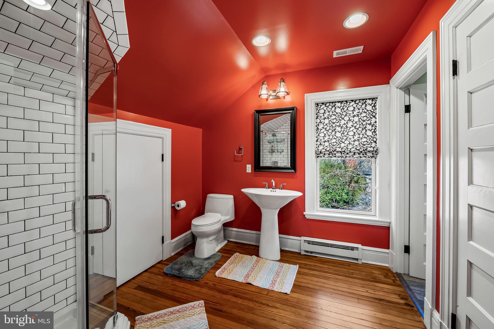 ROLAND PARK - Residential