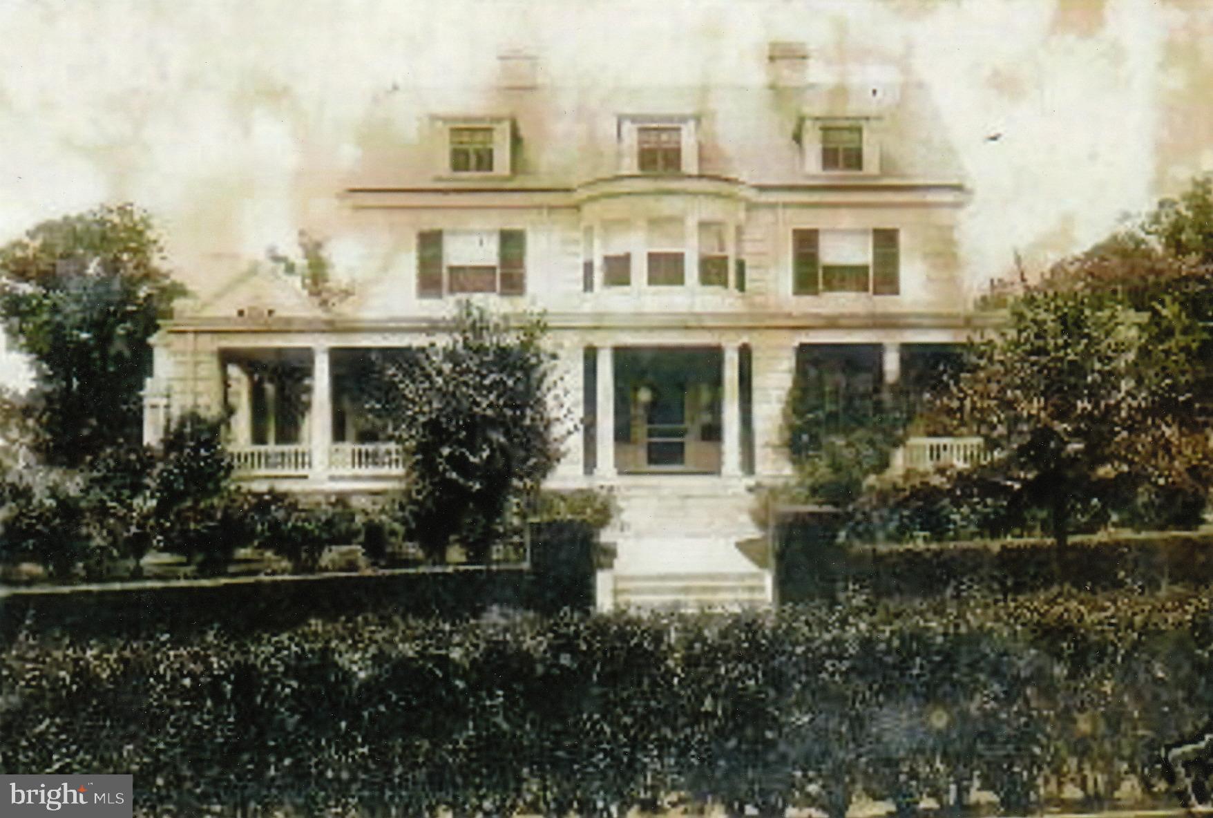 ROLAND PARK - Residential