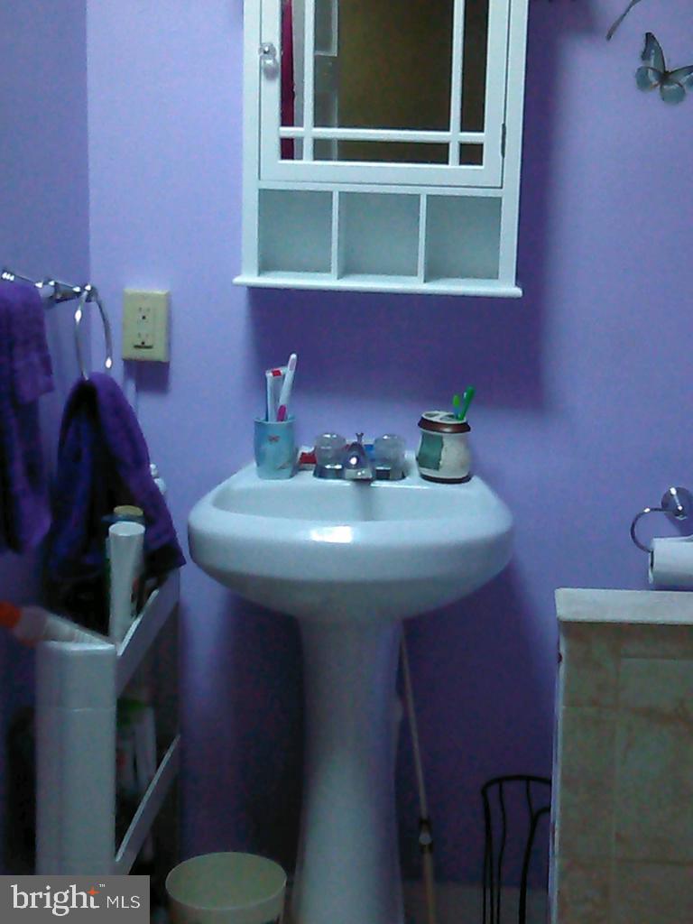 COLD SPRING NEWTOWN - Residential