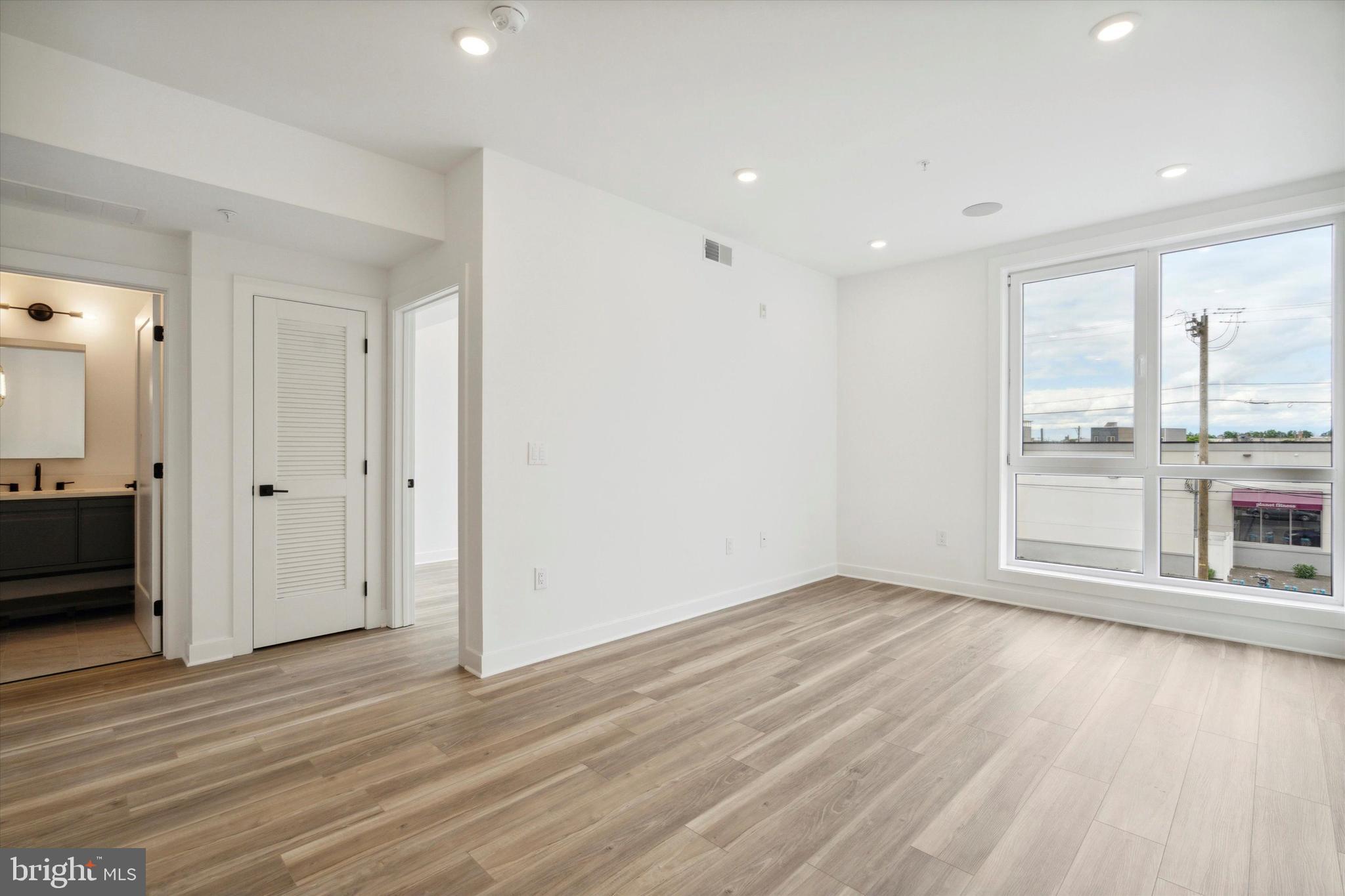 FISHTOWN - Residential Lease