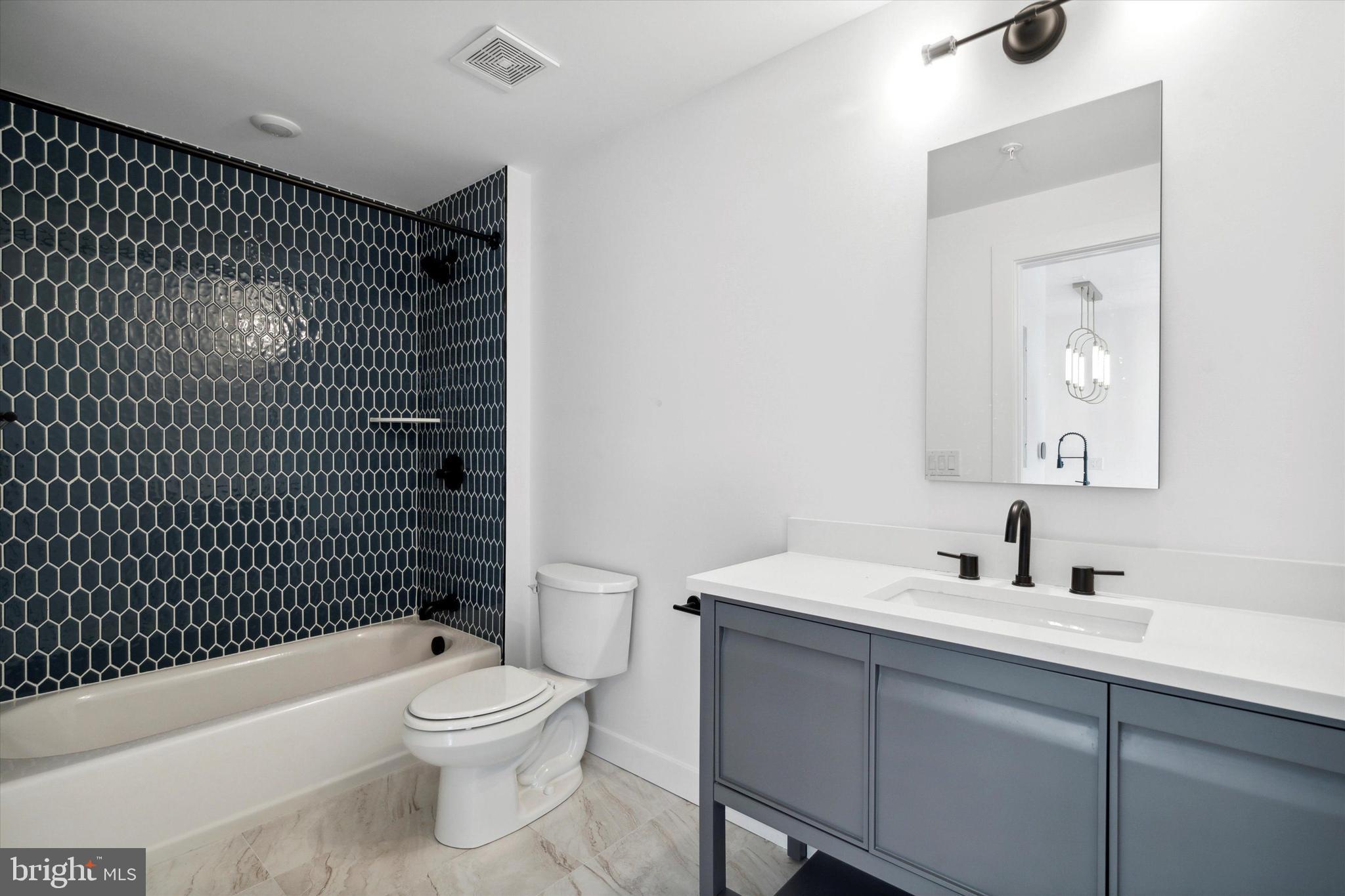 FISHTOWN - Residential Lease