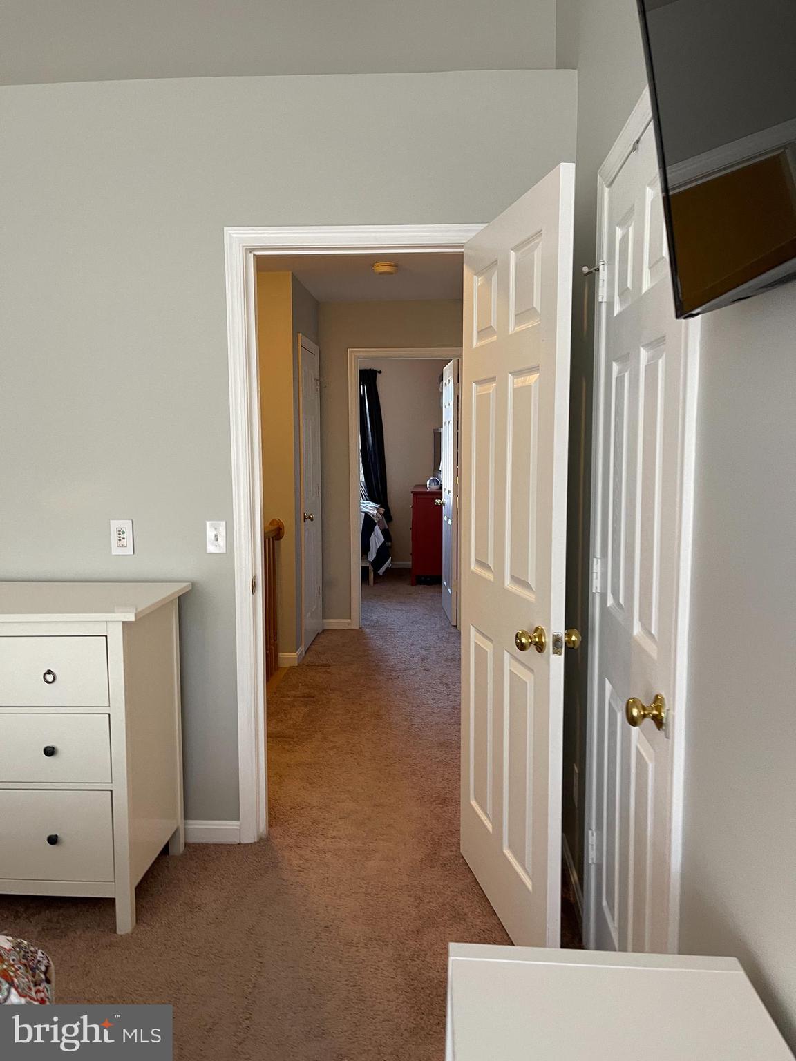 LAKECREST - Residential