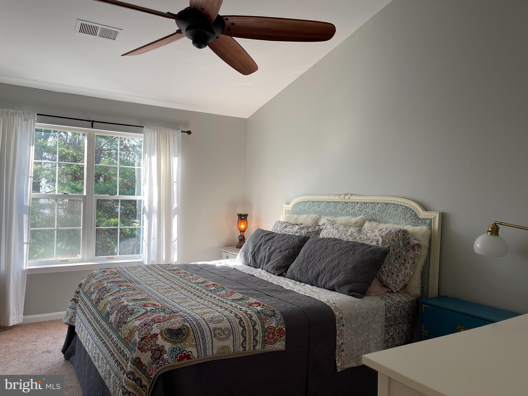 LAKECREST - Residential