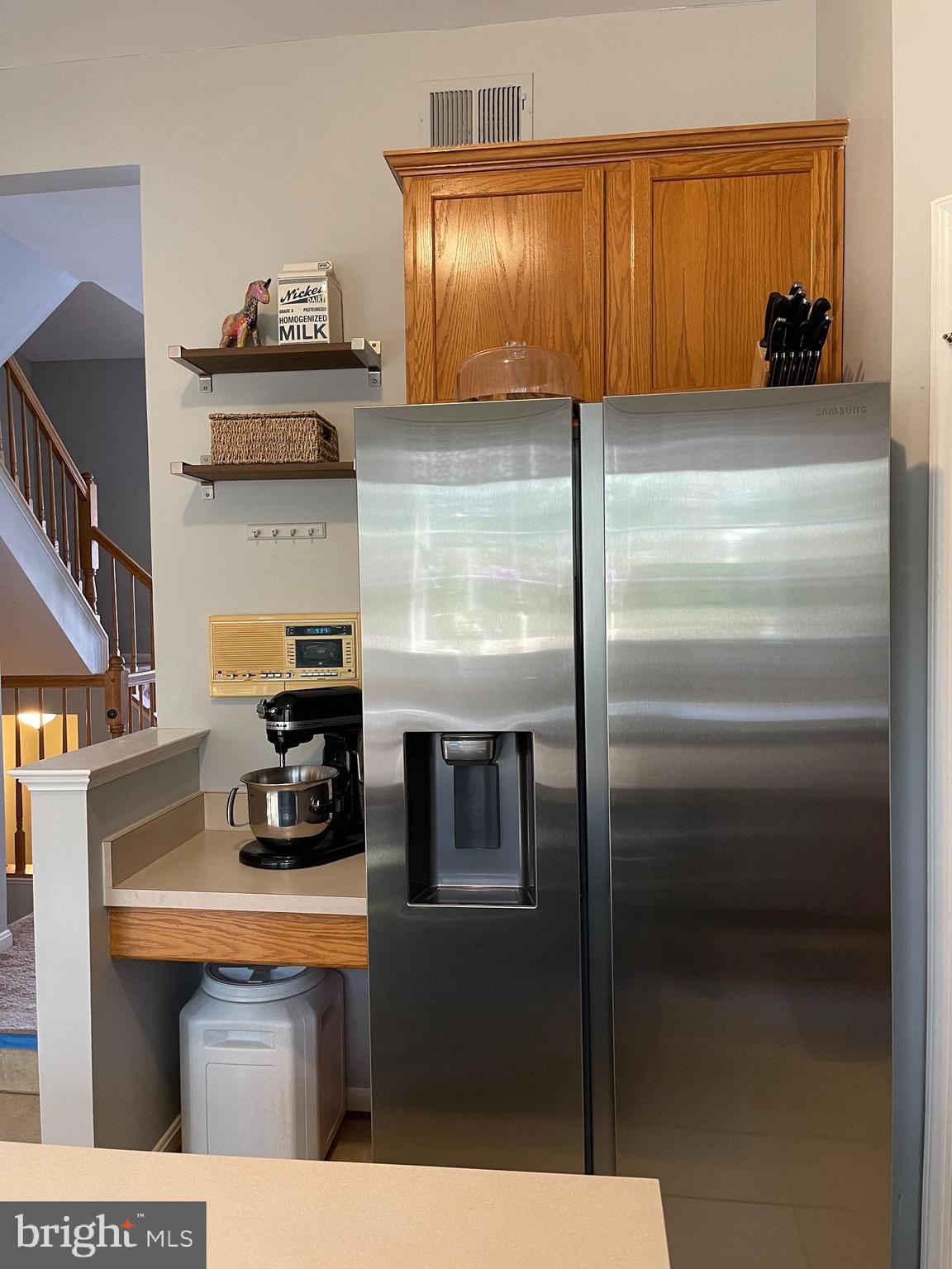 LAKECREST - Residential