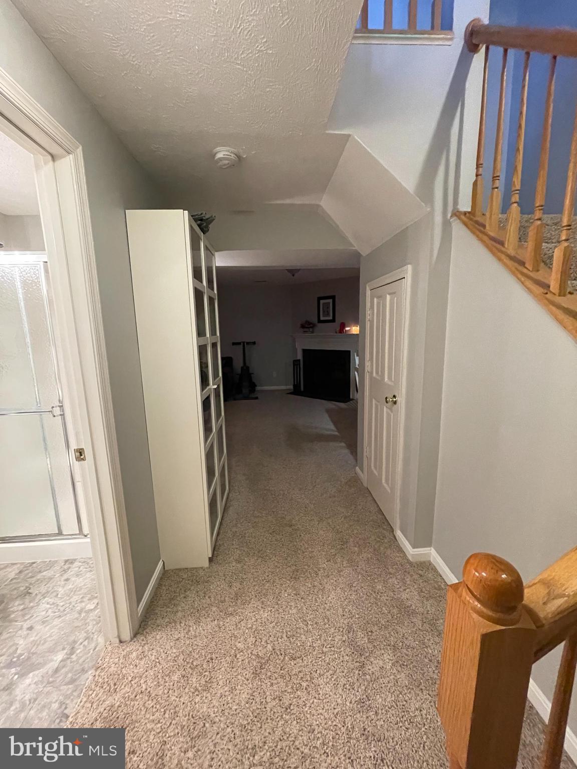 LAKECREST - Residential