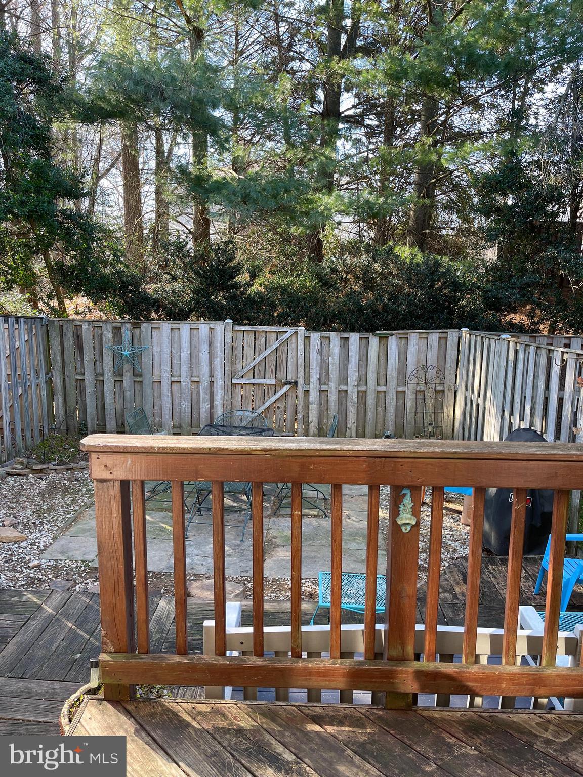 LAKECREST - Residential