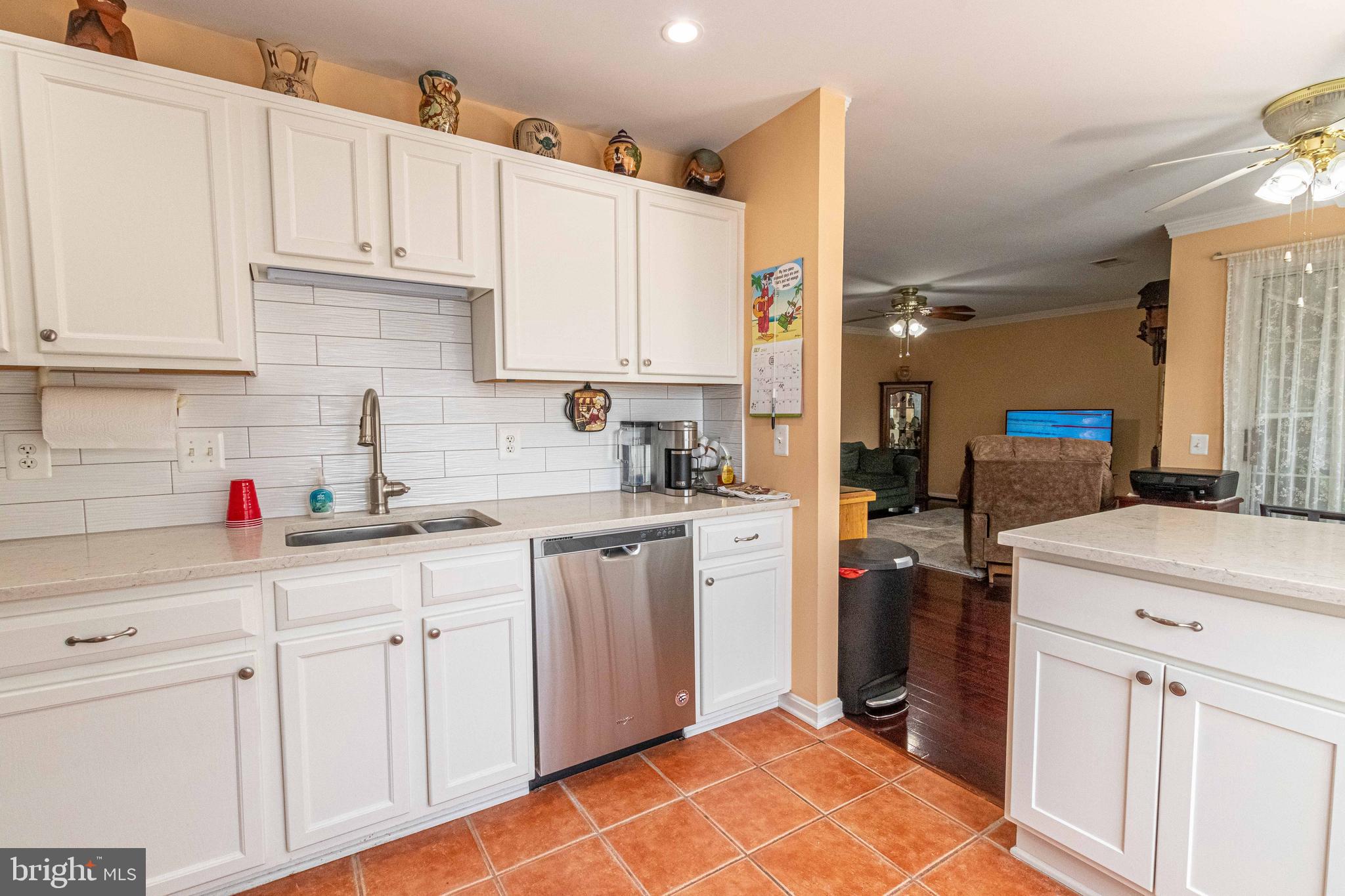 GUNSTON CORNER - Residential