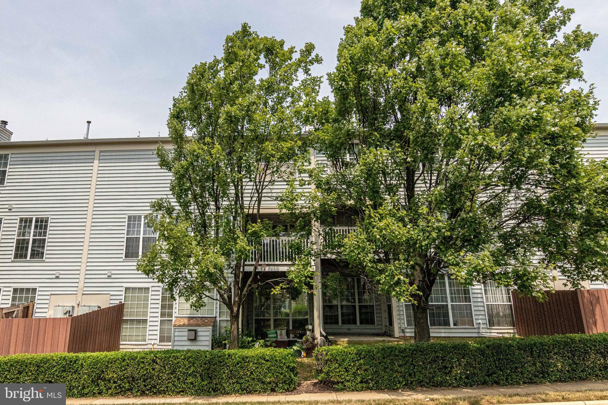 GUNSTON CORNER - Residential