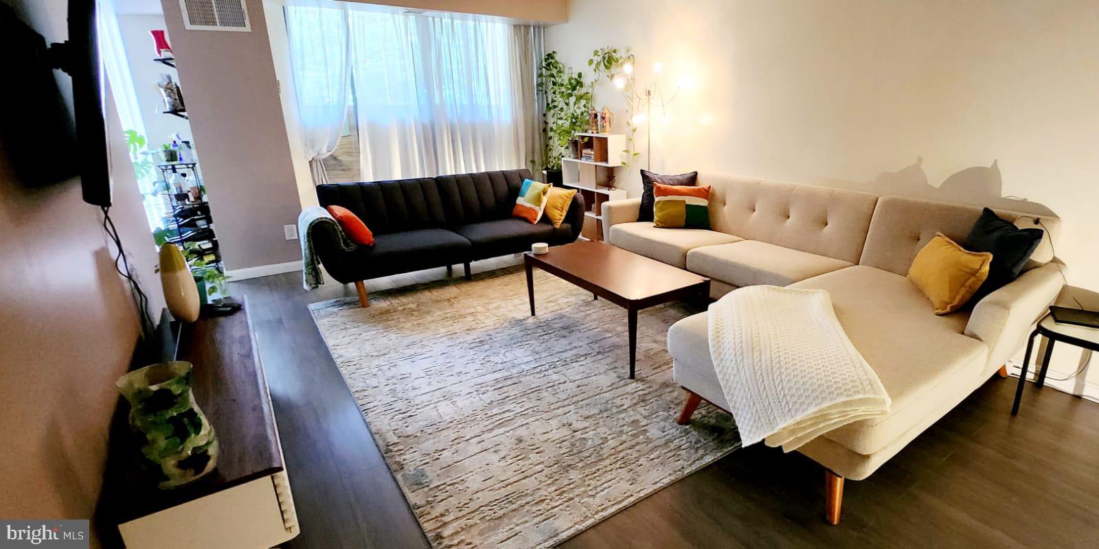 IDYLWOOD - Residential Lease