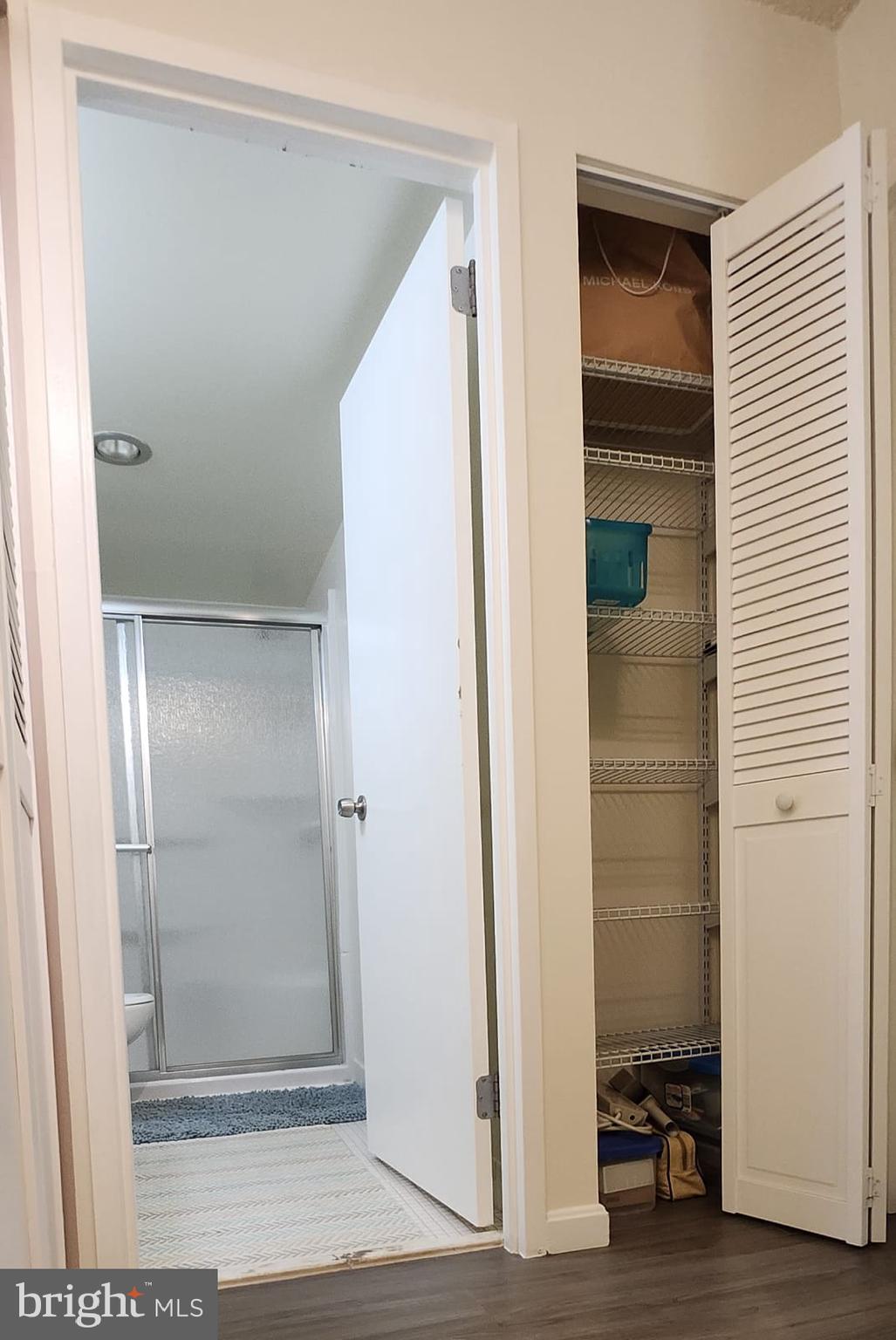 IDYLWOOD - Residential Lease