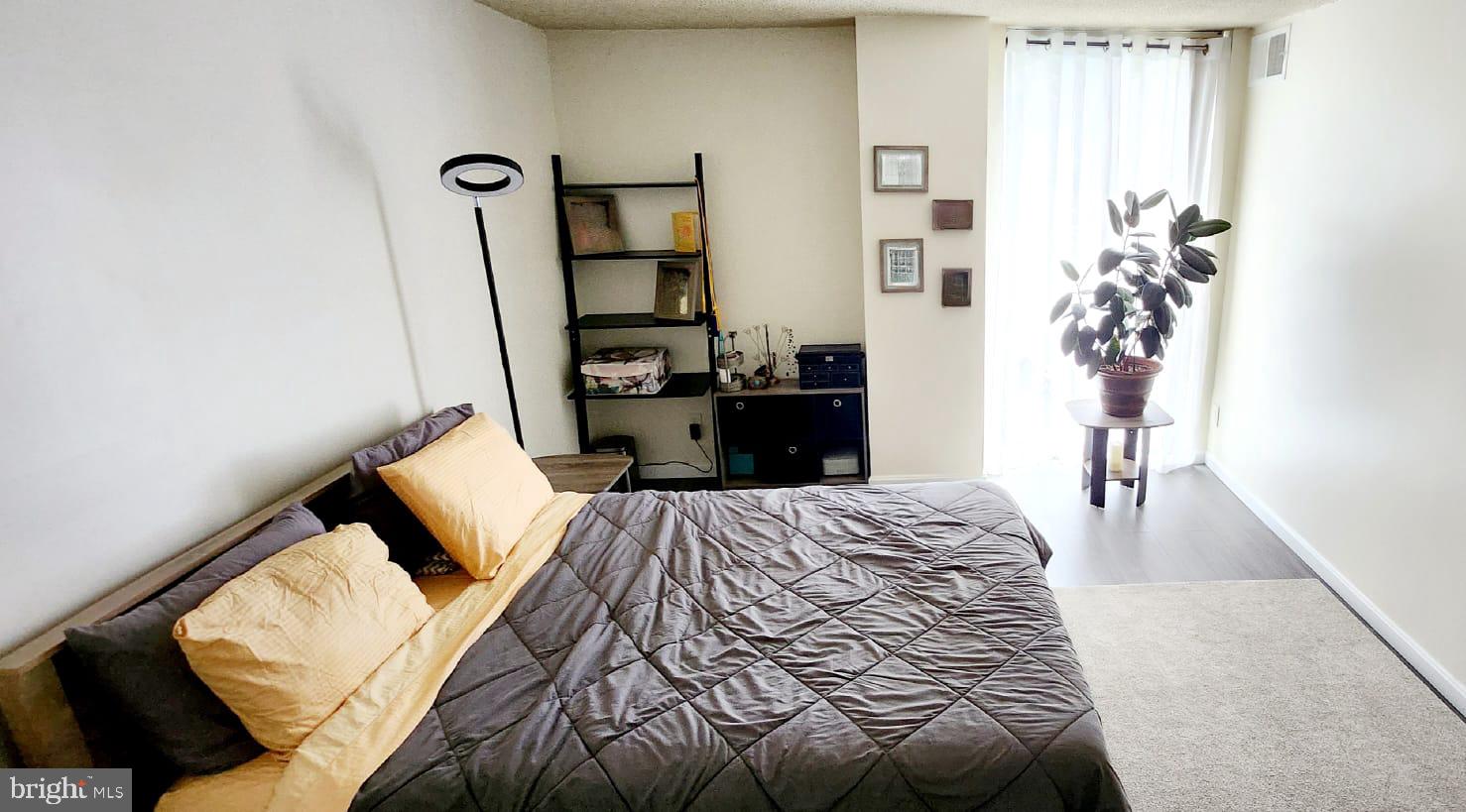 IDYLWOOD - Residential Lease