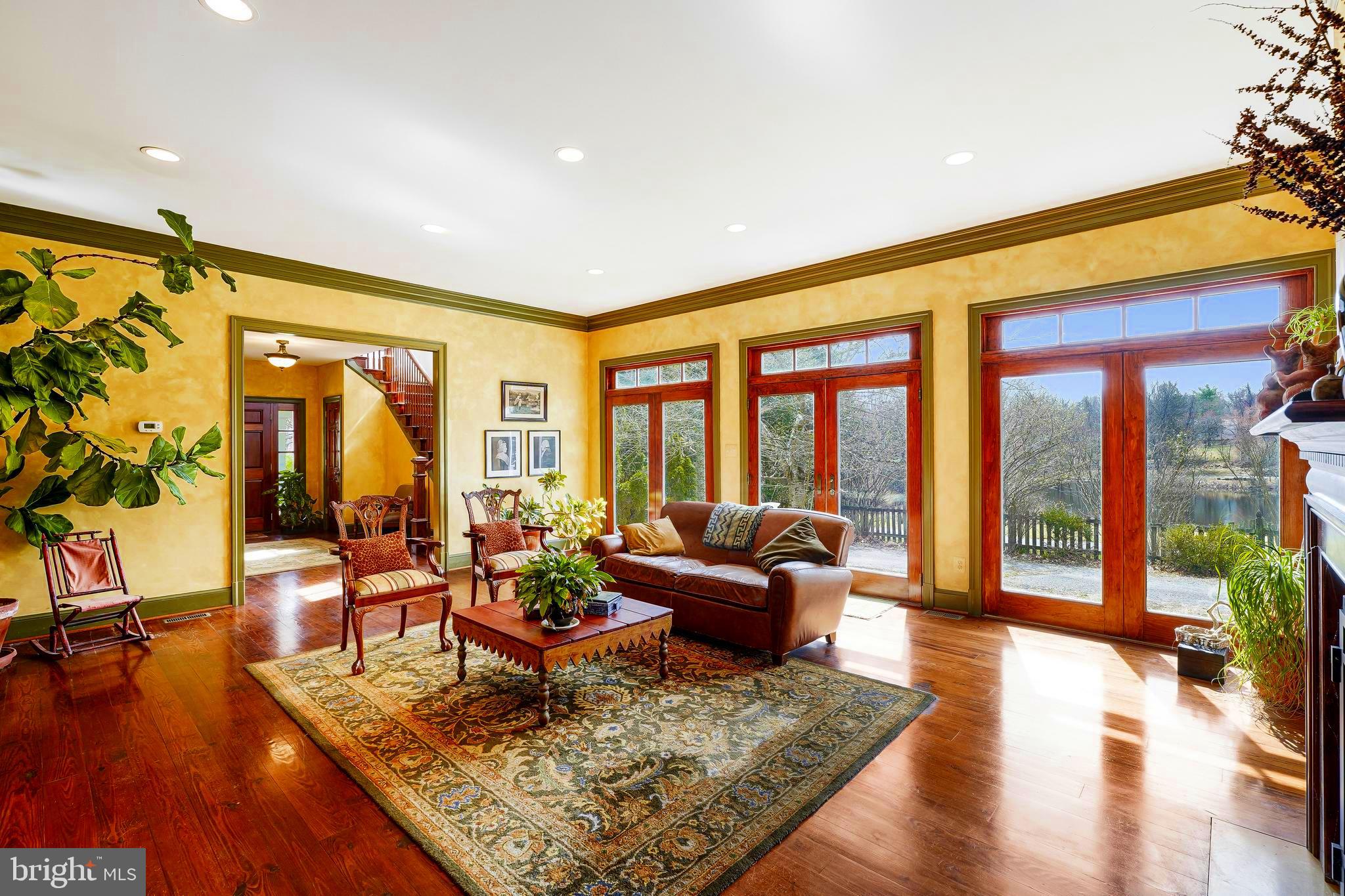 FORESTVILLE - Residential