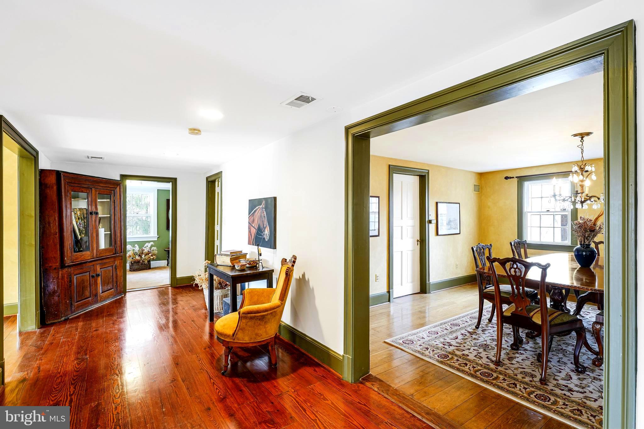 FORESTVILLE - Residential