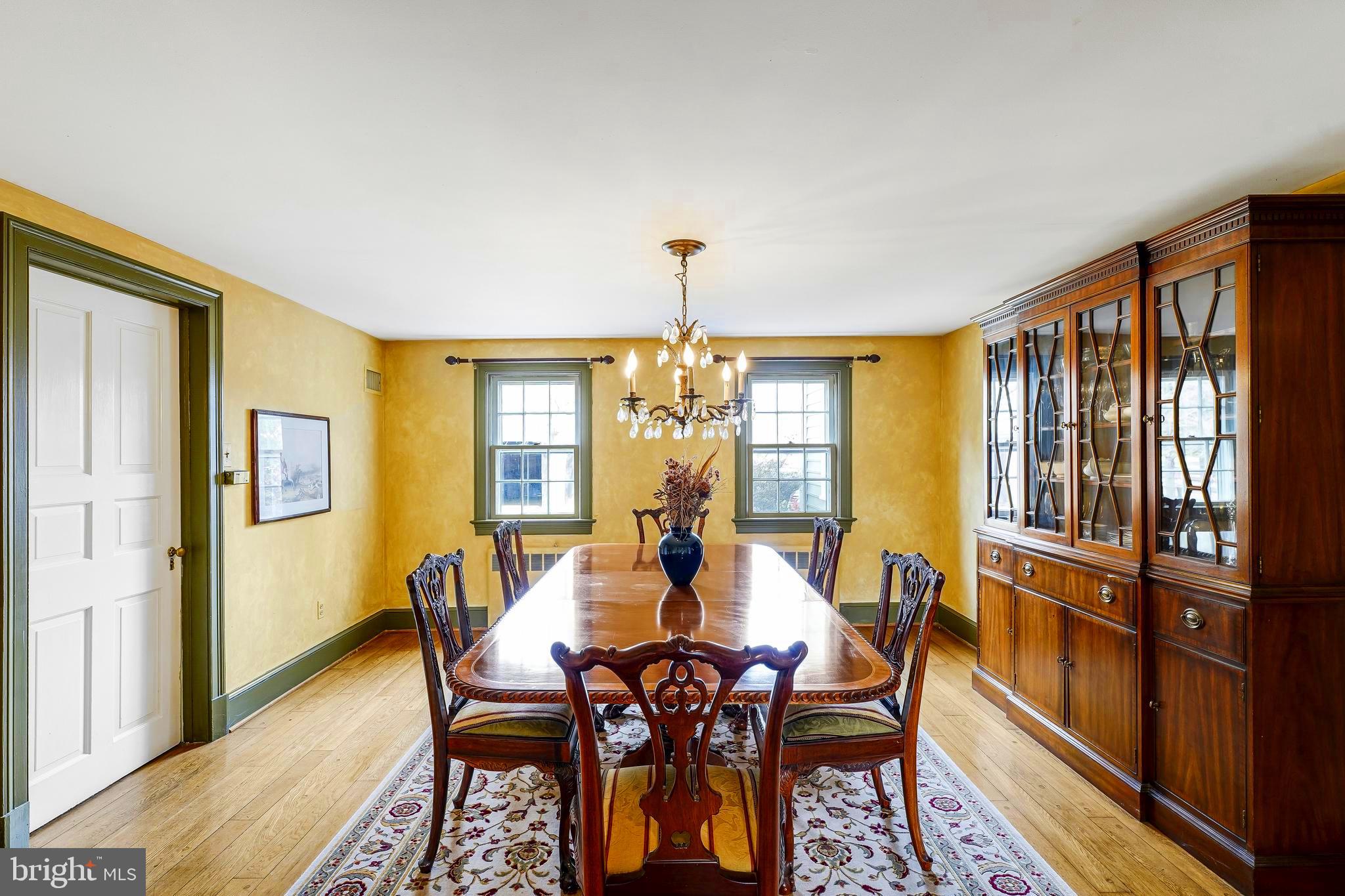 FORESTVILLE - Residential