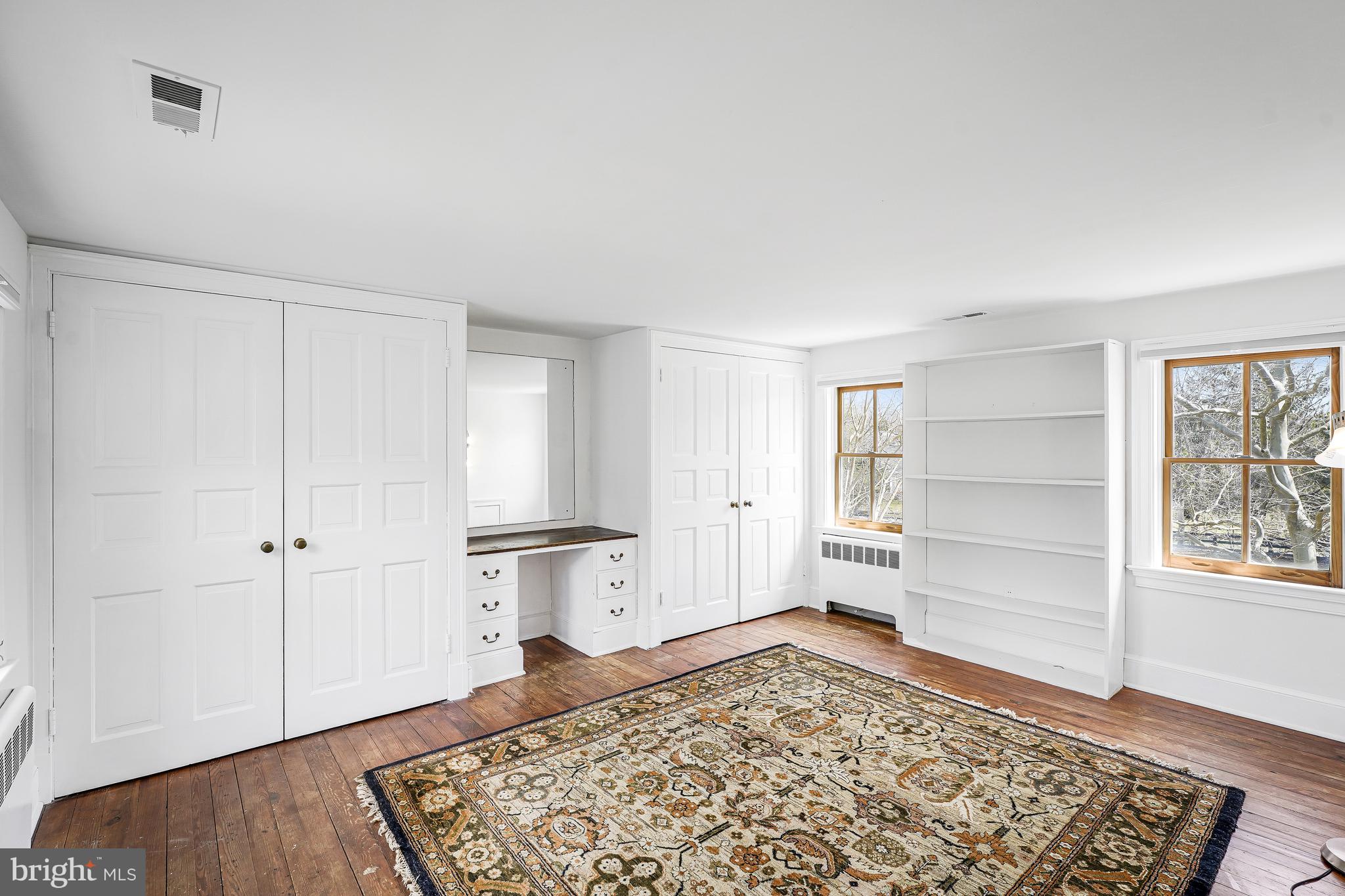 FORESTVILLE - Residential