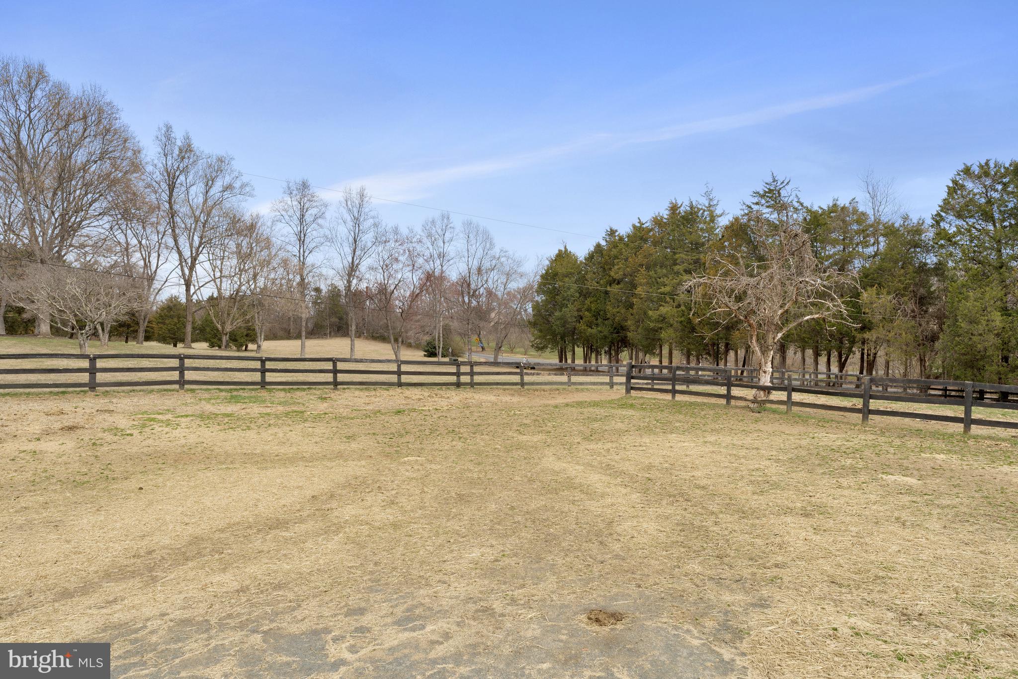 FORESTVILLE - Residential